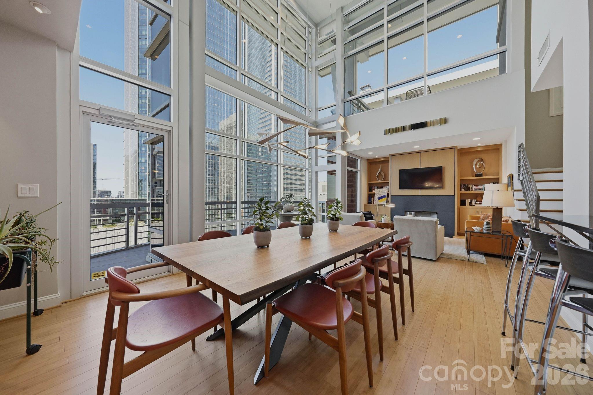 435 S Tryon Street #904 — Charlotte