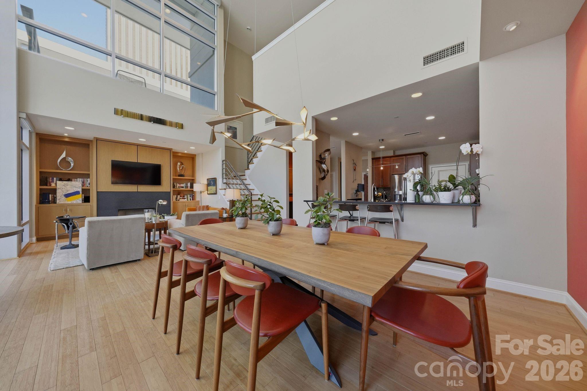 435 S Tryon Street #904 — Charlotte