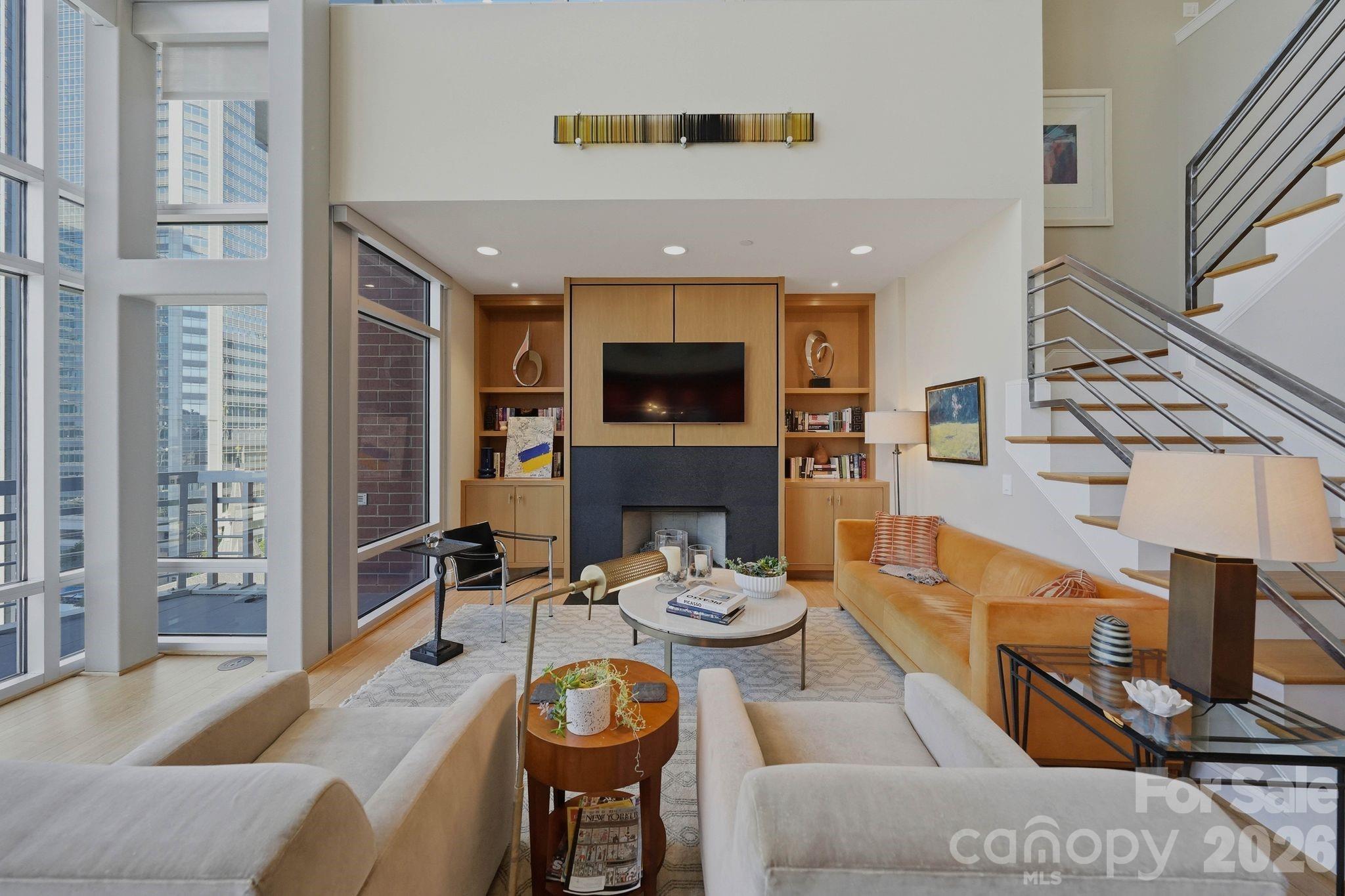 435 S Tryon Street #904 — Charlotte