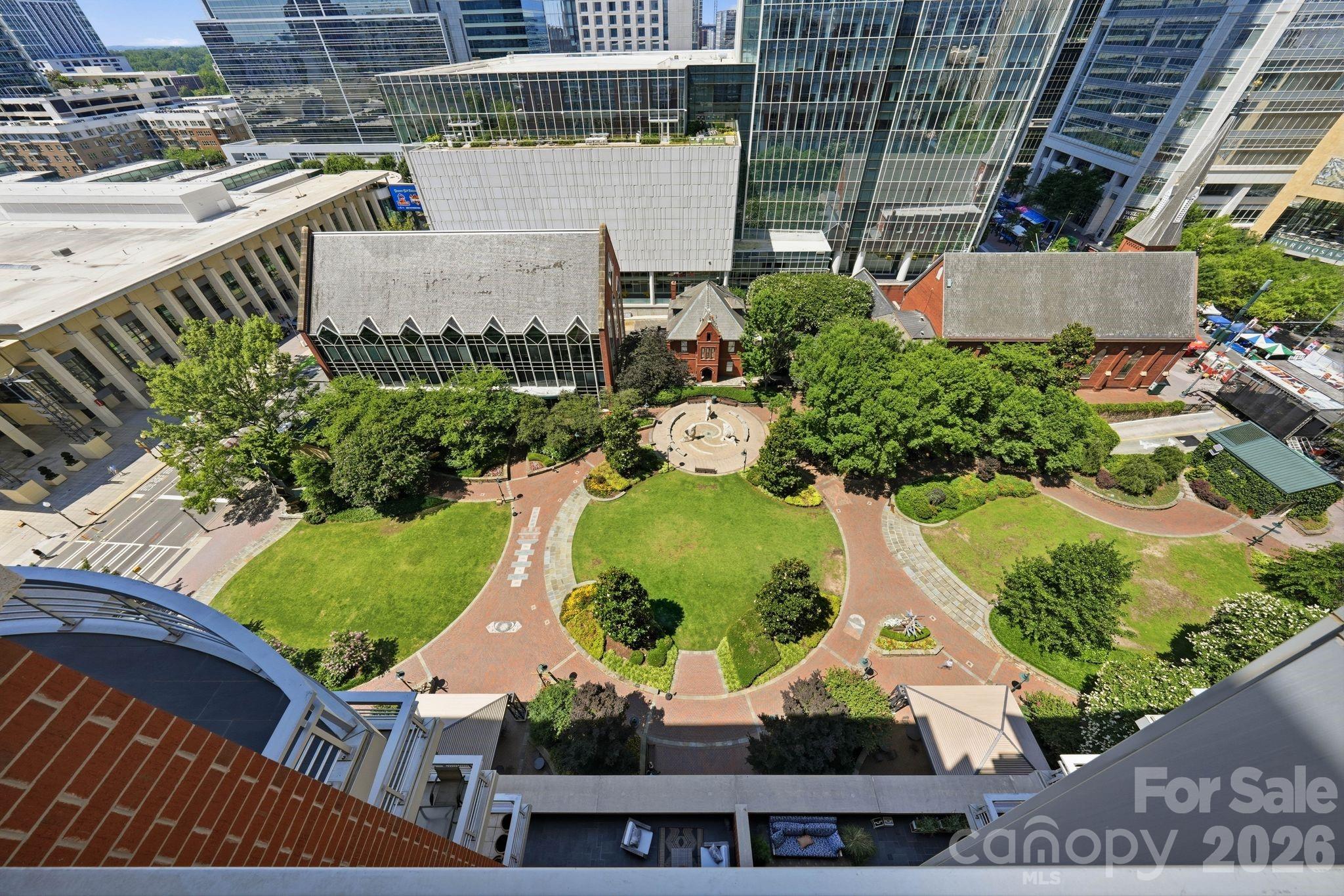 435 S Tryon Street #904 — Charlotte