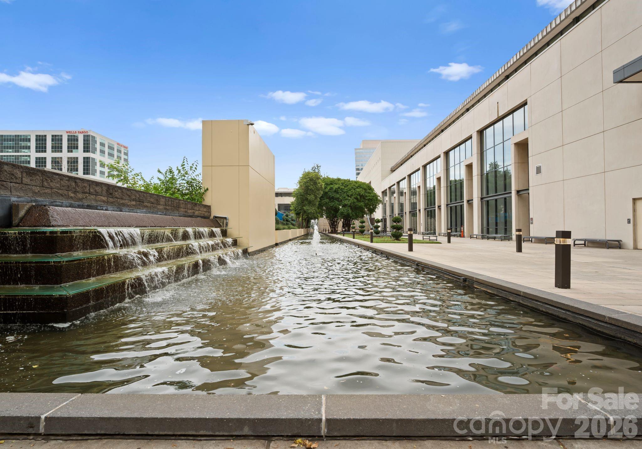 435 S Tryon Street #904 — Charlotte