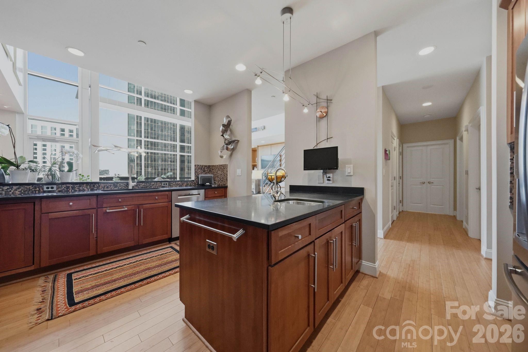 435 S Tryon Street #904 — Charlotte