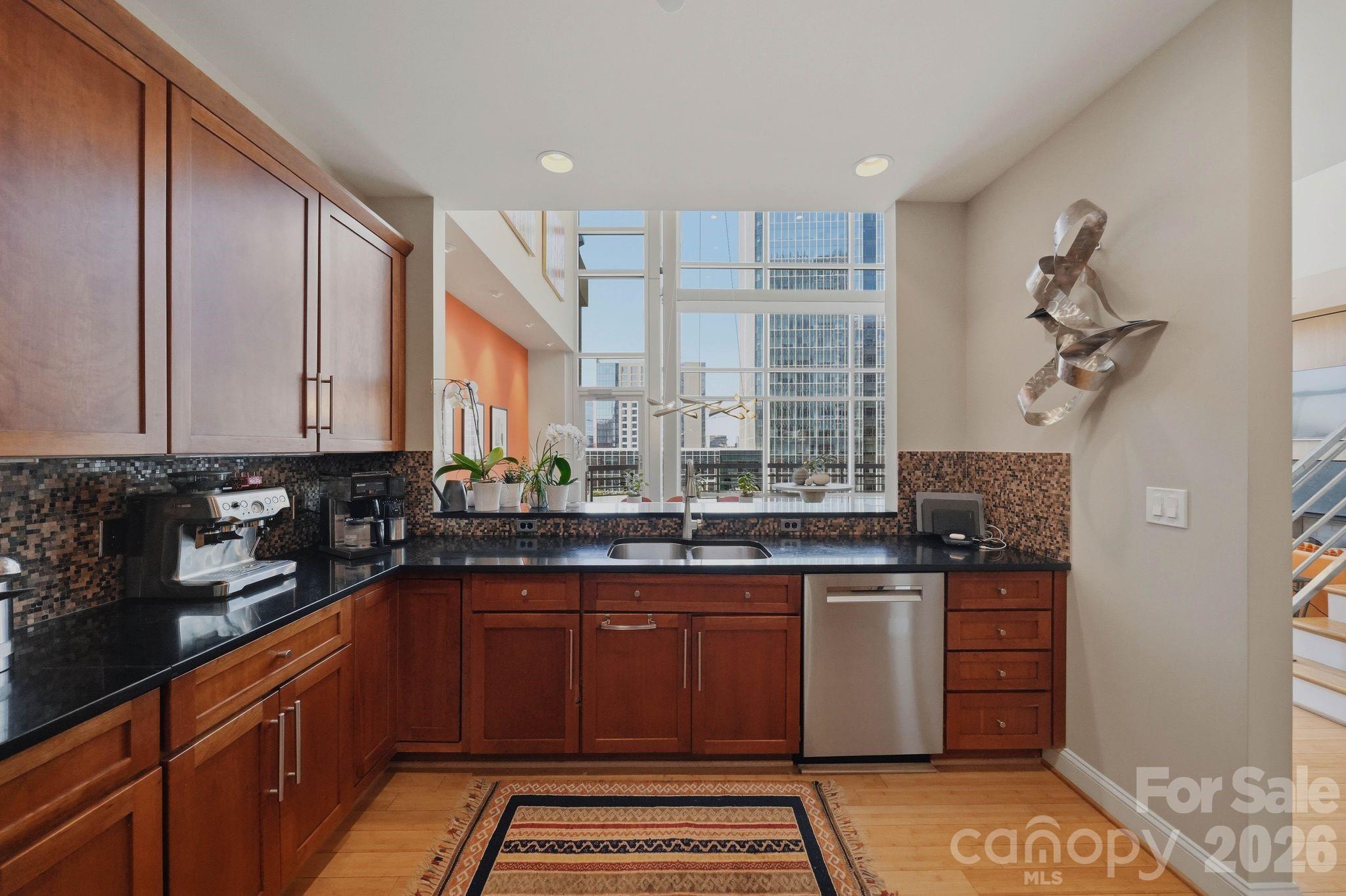 435 S Tryon Street #904 — Charlotte
