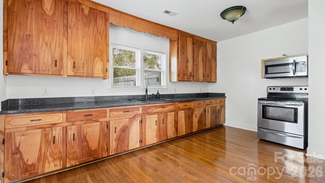 109 Globe Street — Mount Holly