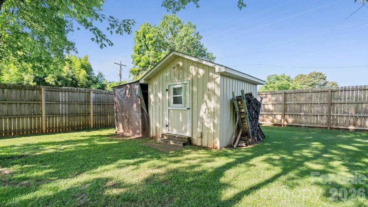 109 Globe Street — Mount Holly
