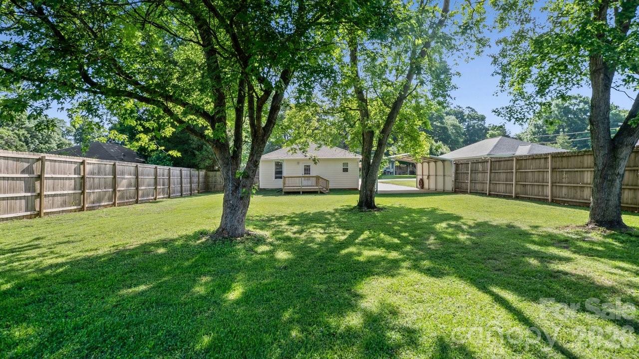 109 Globe Street — Mount Holly