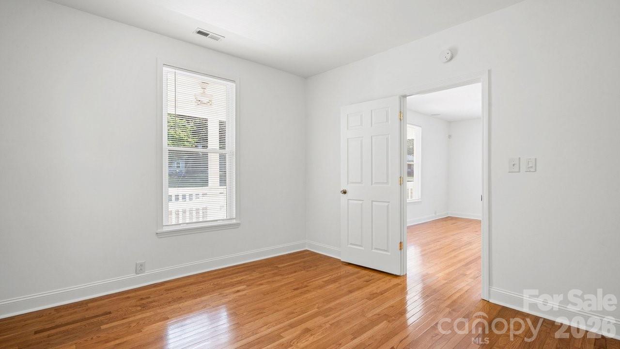 109 Globe Street — Mount Holly