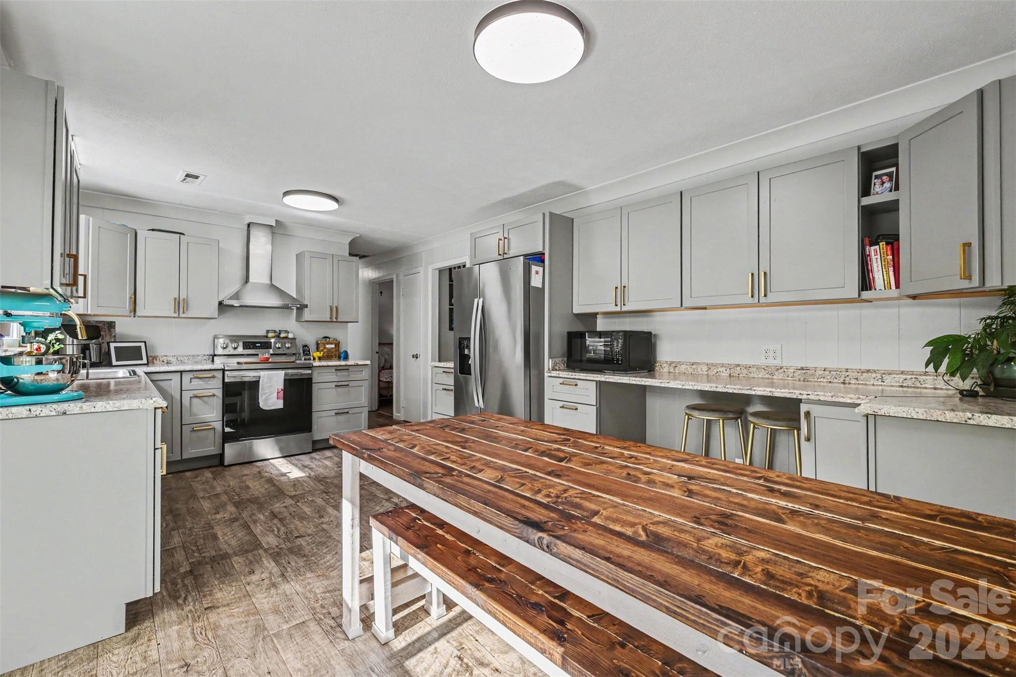 4744 Hickory Grove Road — Mount Holly