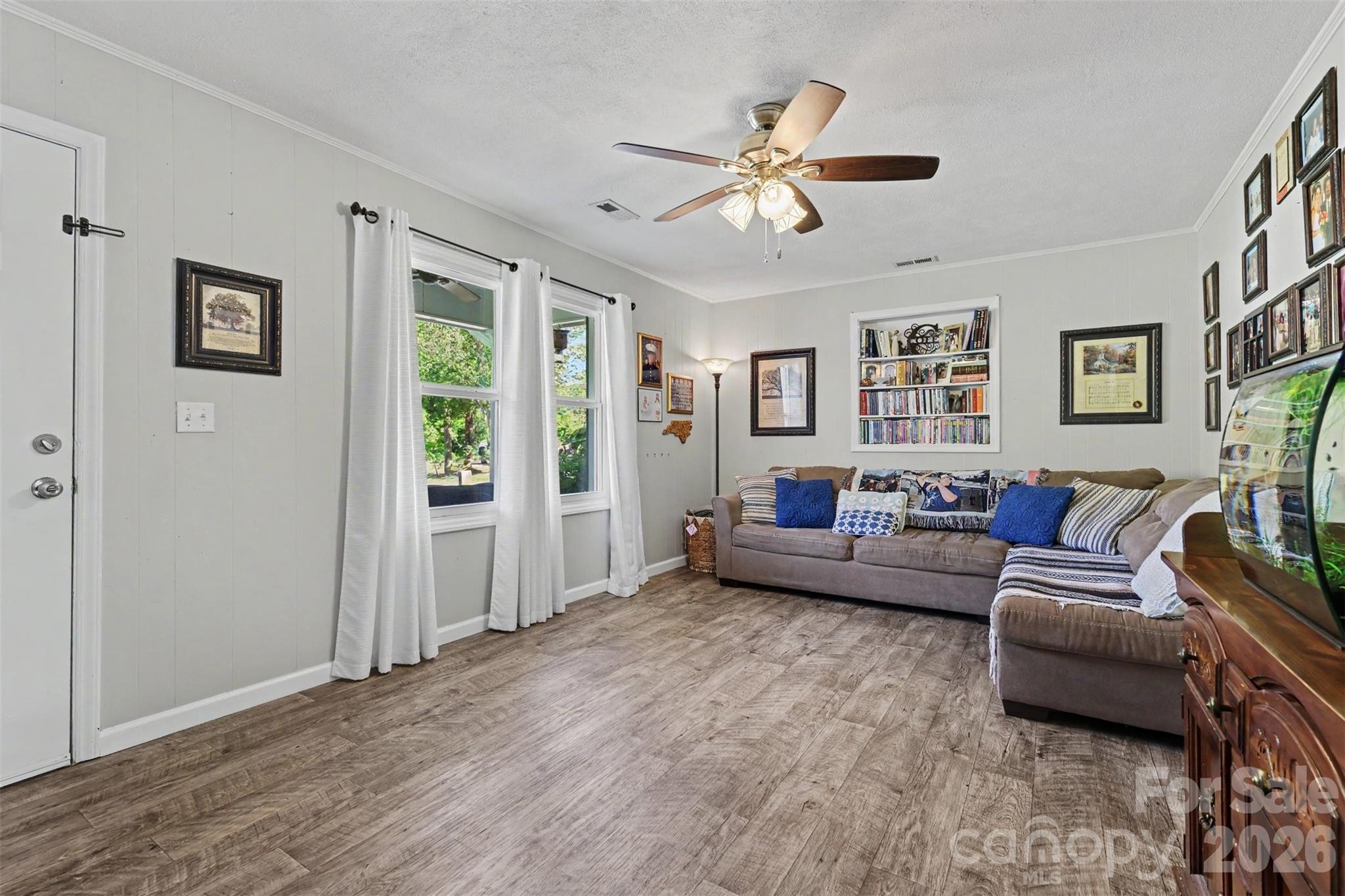 4744 Hickory Grove Road — Mount Holly