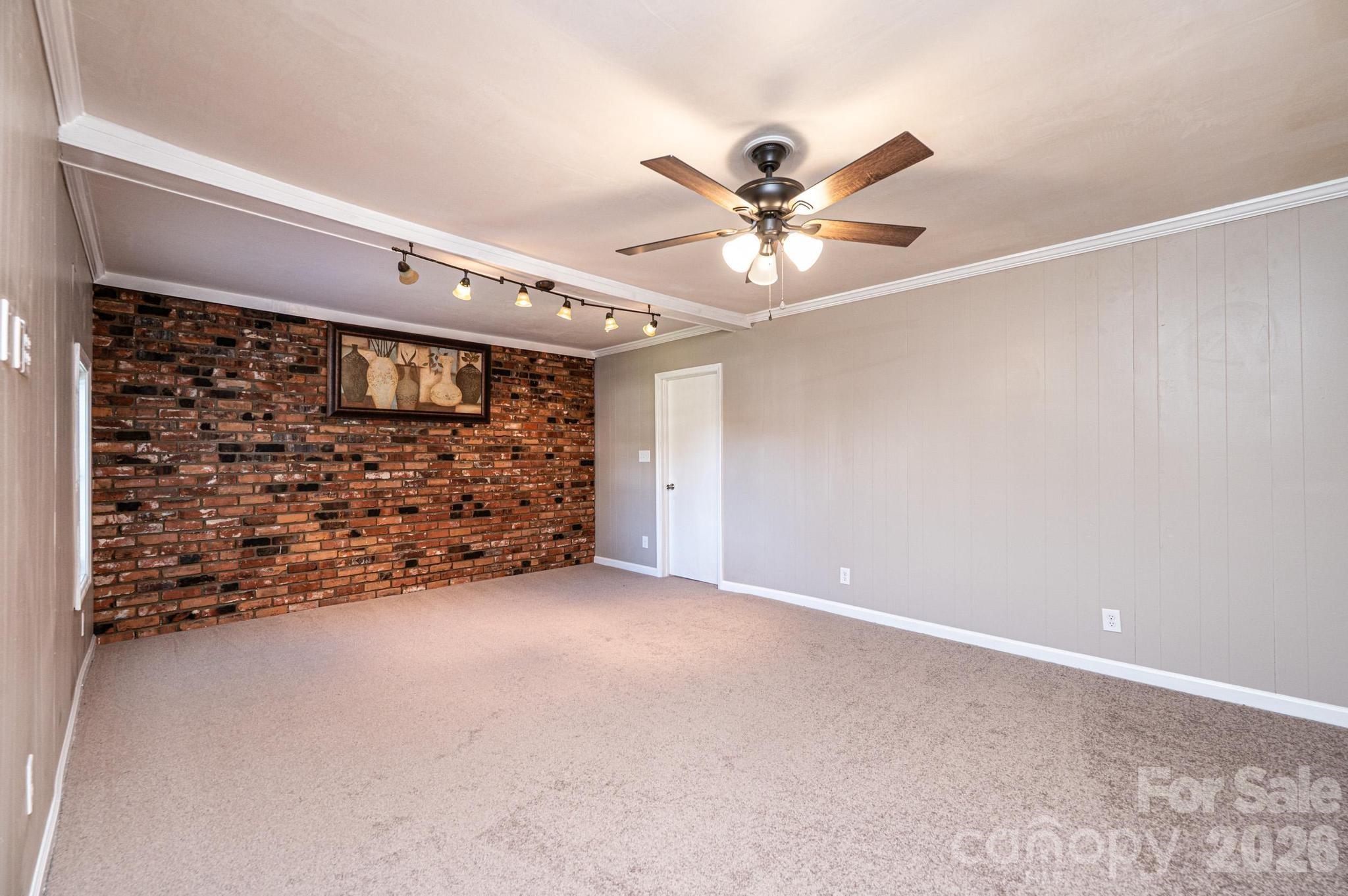1614 College Avenue SW — Lenoir