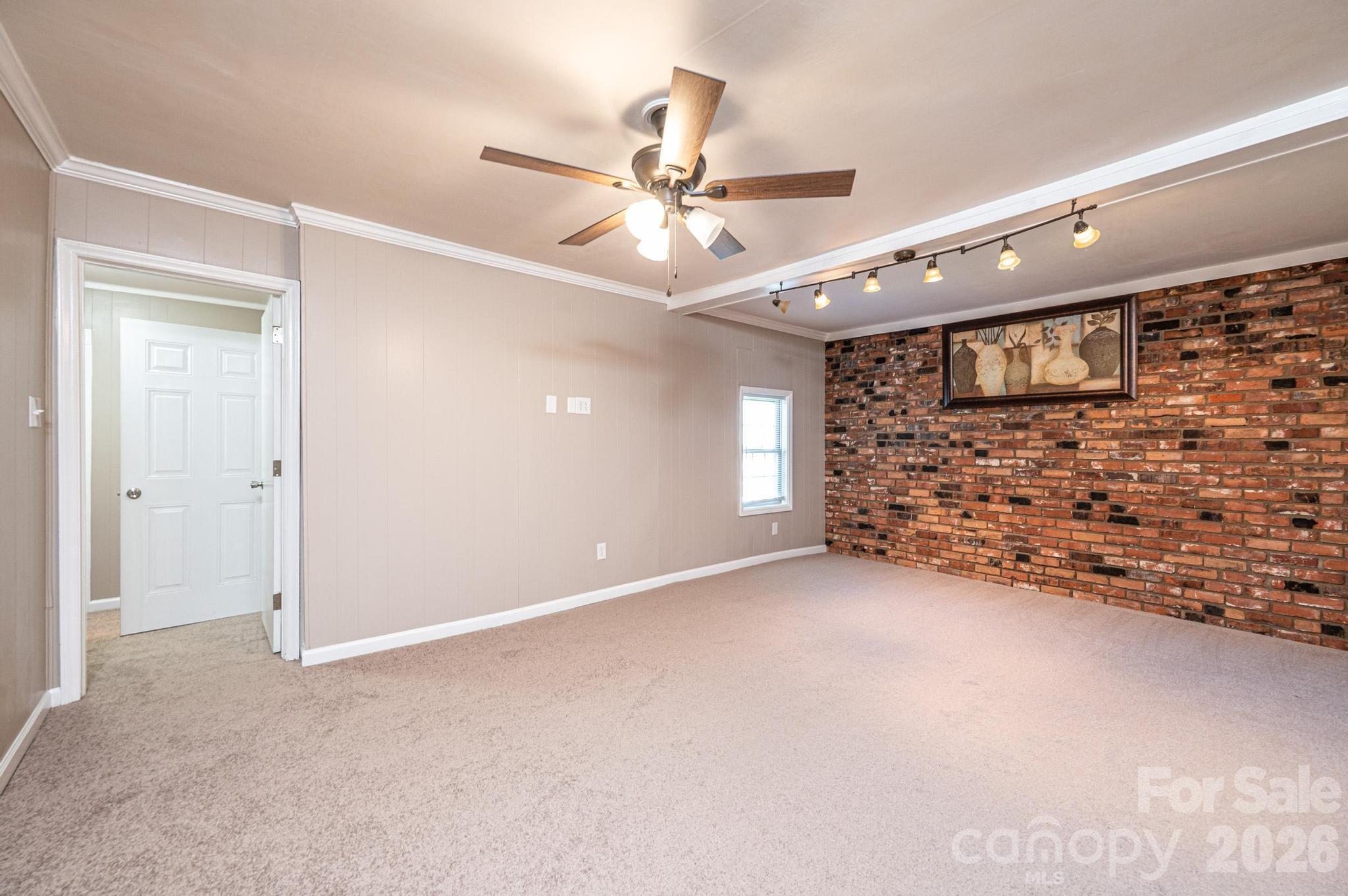 1614 College Avenue SW — Lenoir