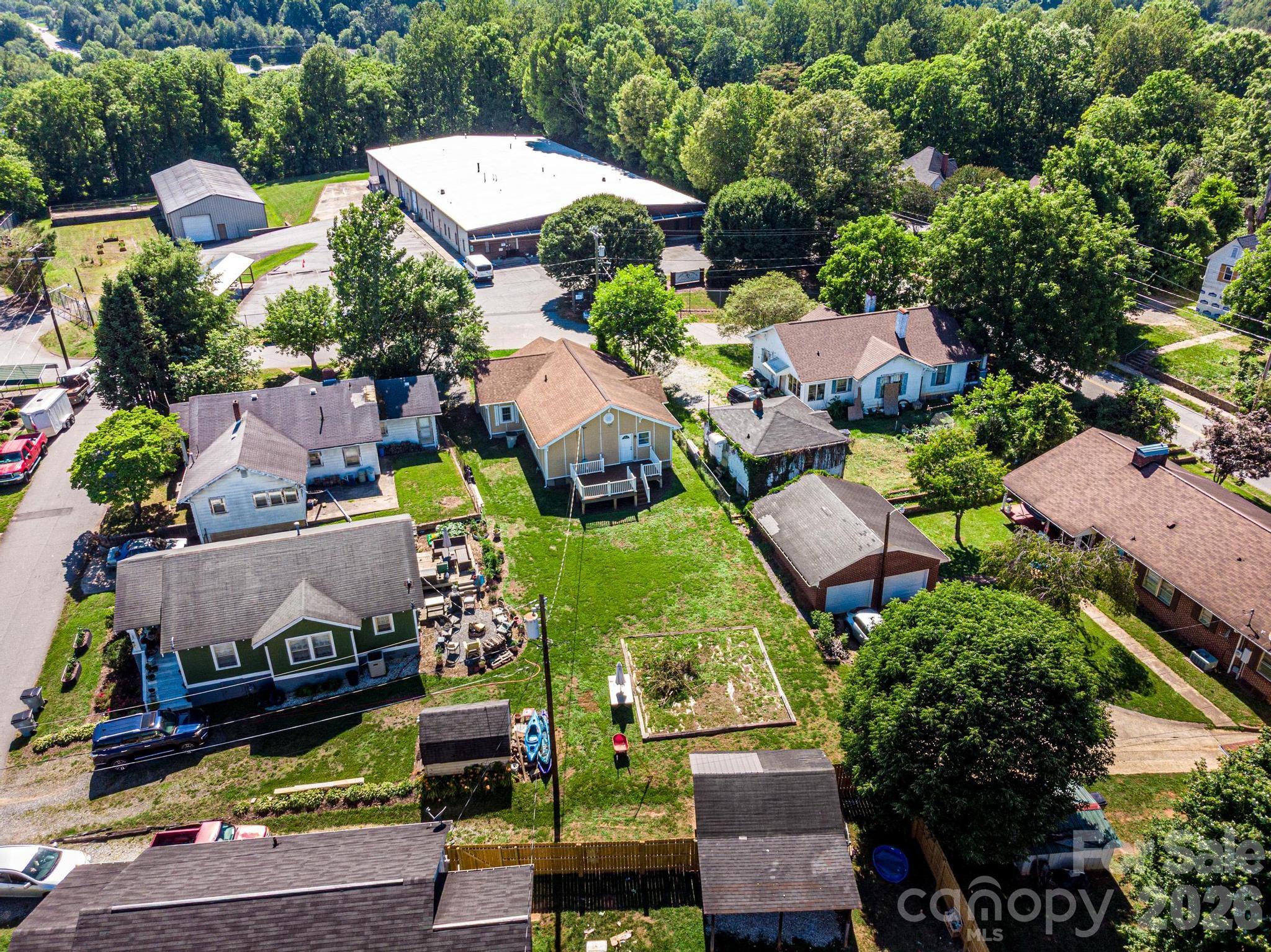 1614 College Avenue SW — Lenoir
