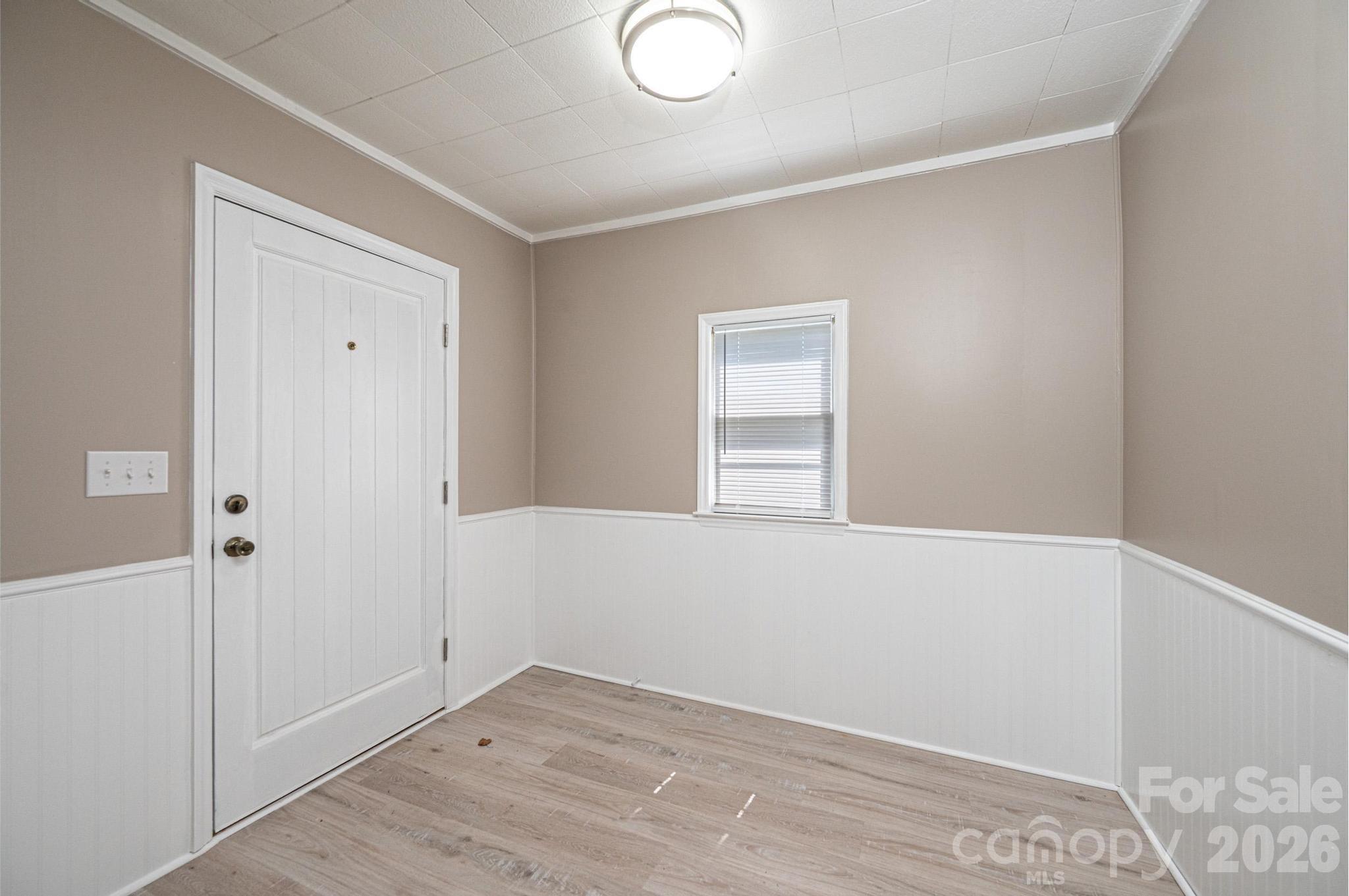 1614 College Avenue SW — Lenoir