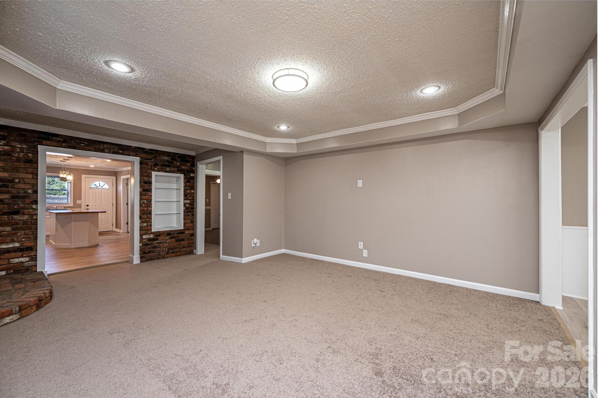 1614 College Avenue SW — Lenoir
