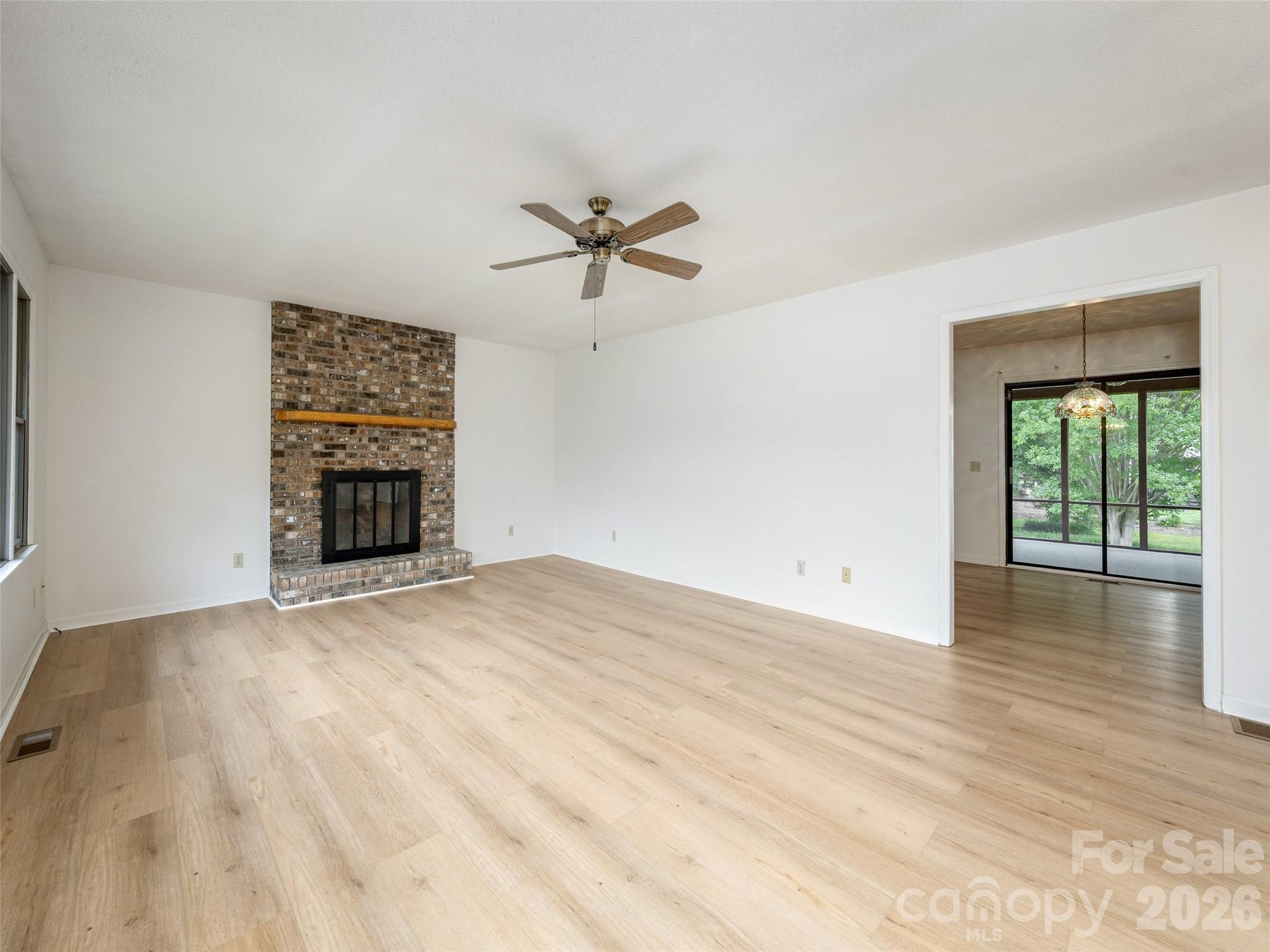 2 Bannerwood Drive — Horse Shoe