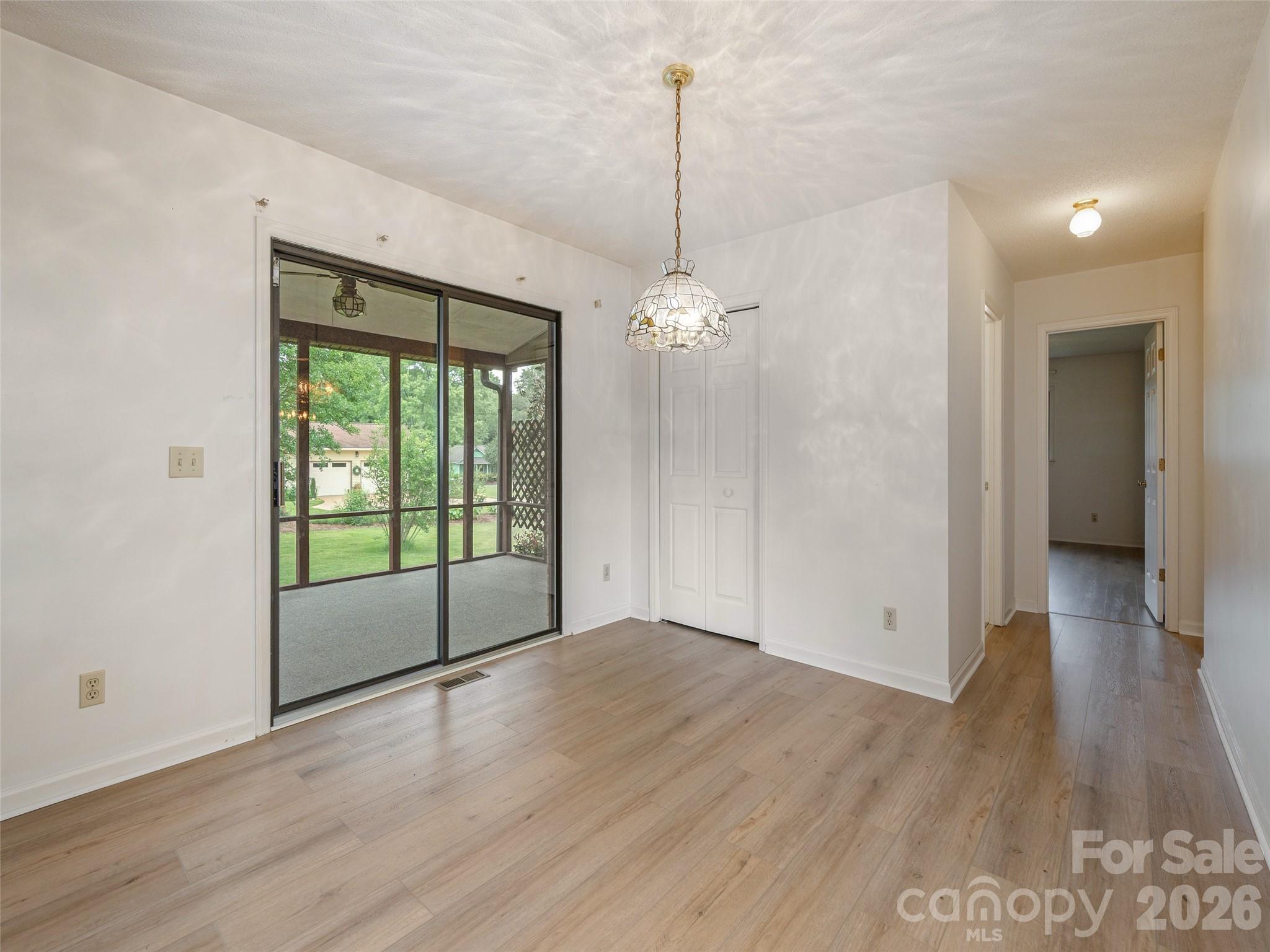 2 Bannerwood Drive — Horse Shoe