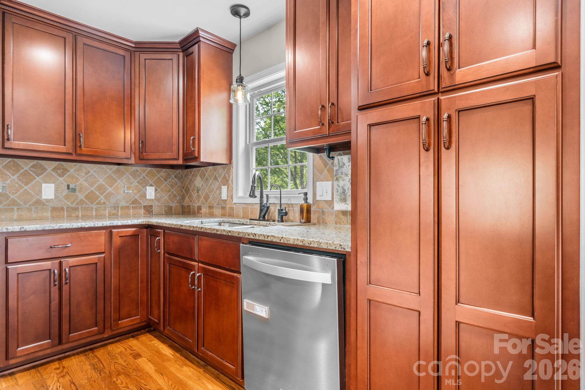 5326 Stonegate Farm Drive — Granite Falls