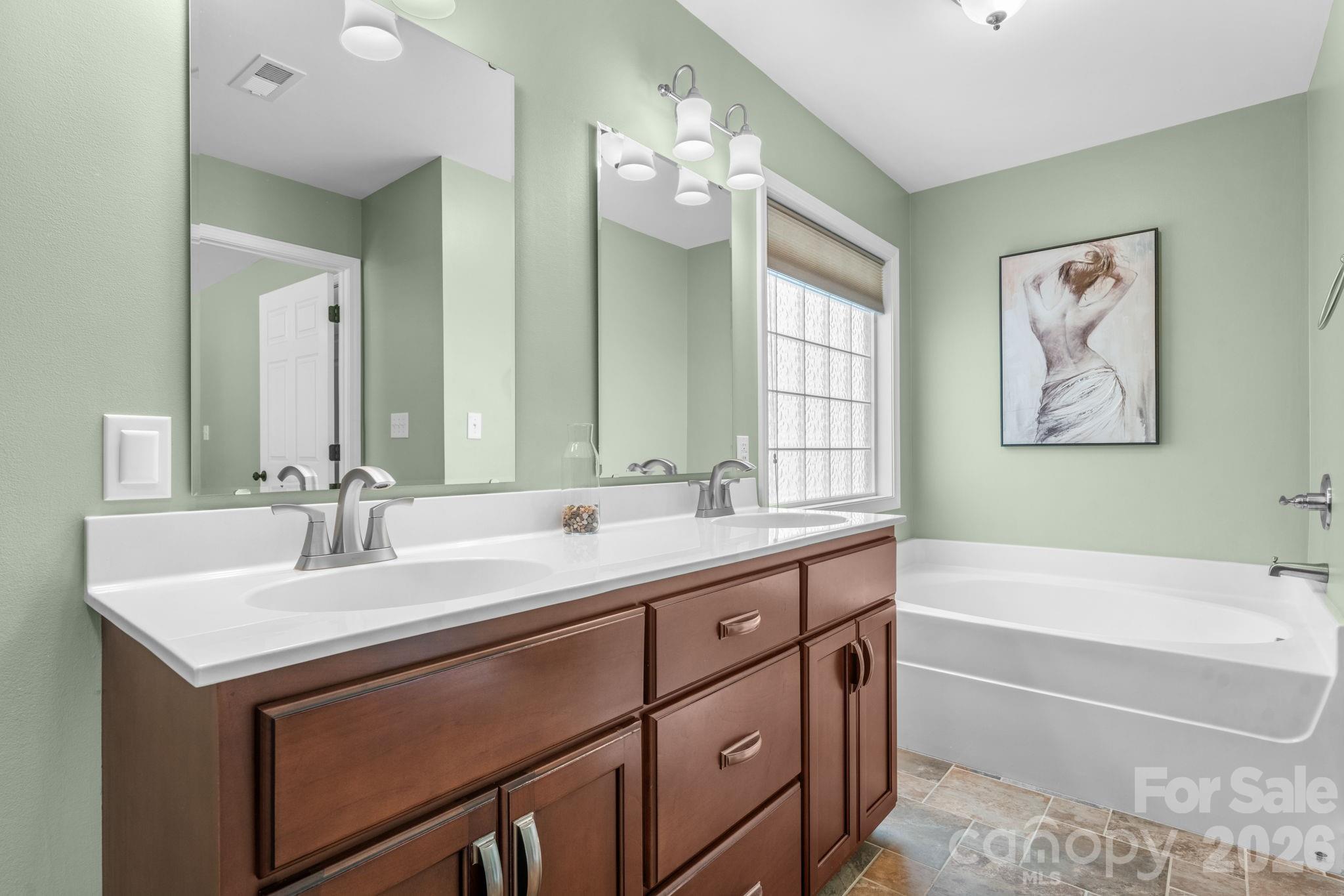 5326 Stonegate Farm Drive — Granite Falls
