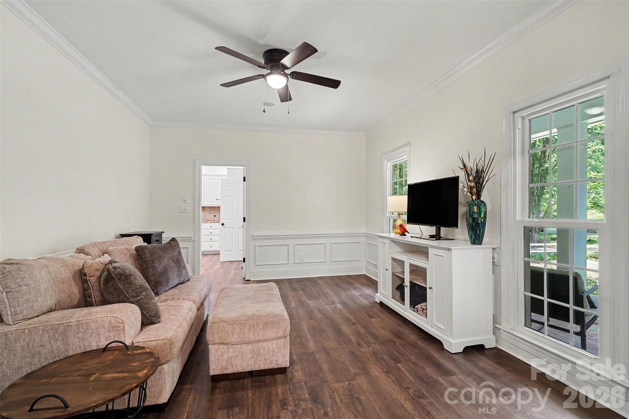 6128 Lake Providence Lane — Charlotte