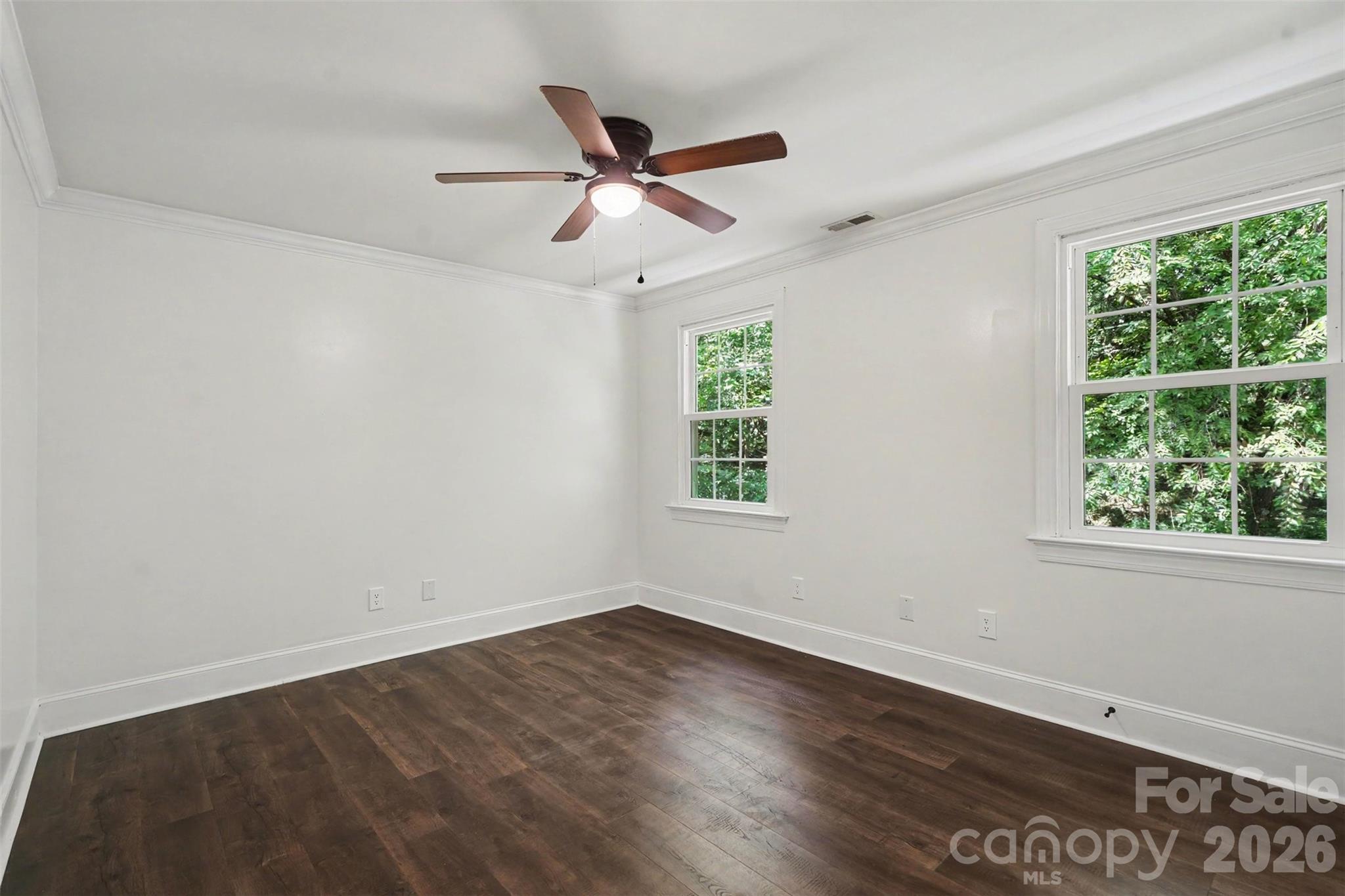 6128 Lake Providence Lane — Charlotte