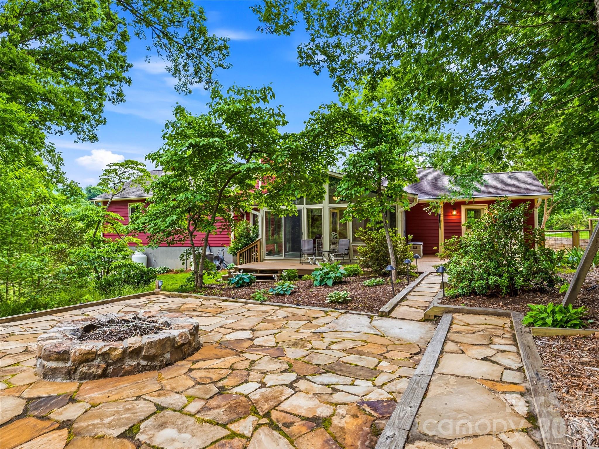 22 Timberleaf Drive — Fletcher