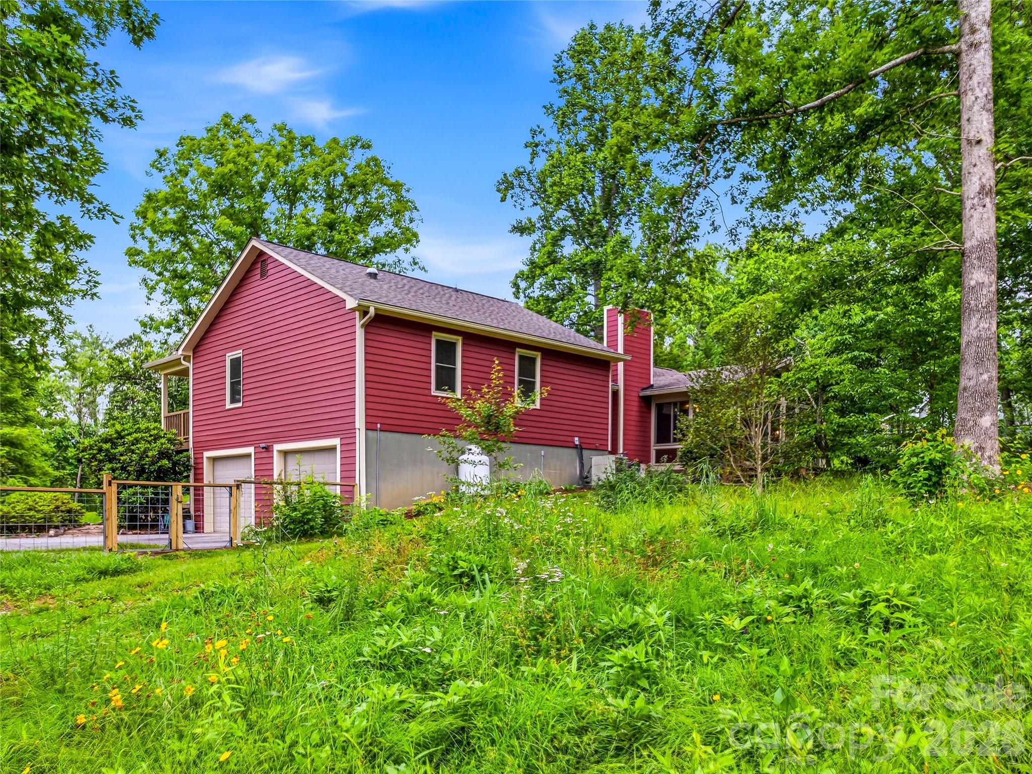 22 Timberleaf Drive — Fletcher