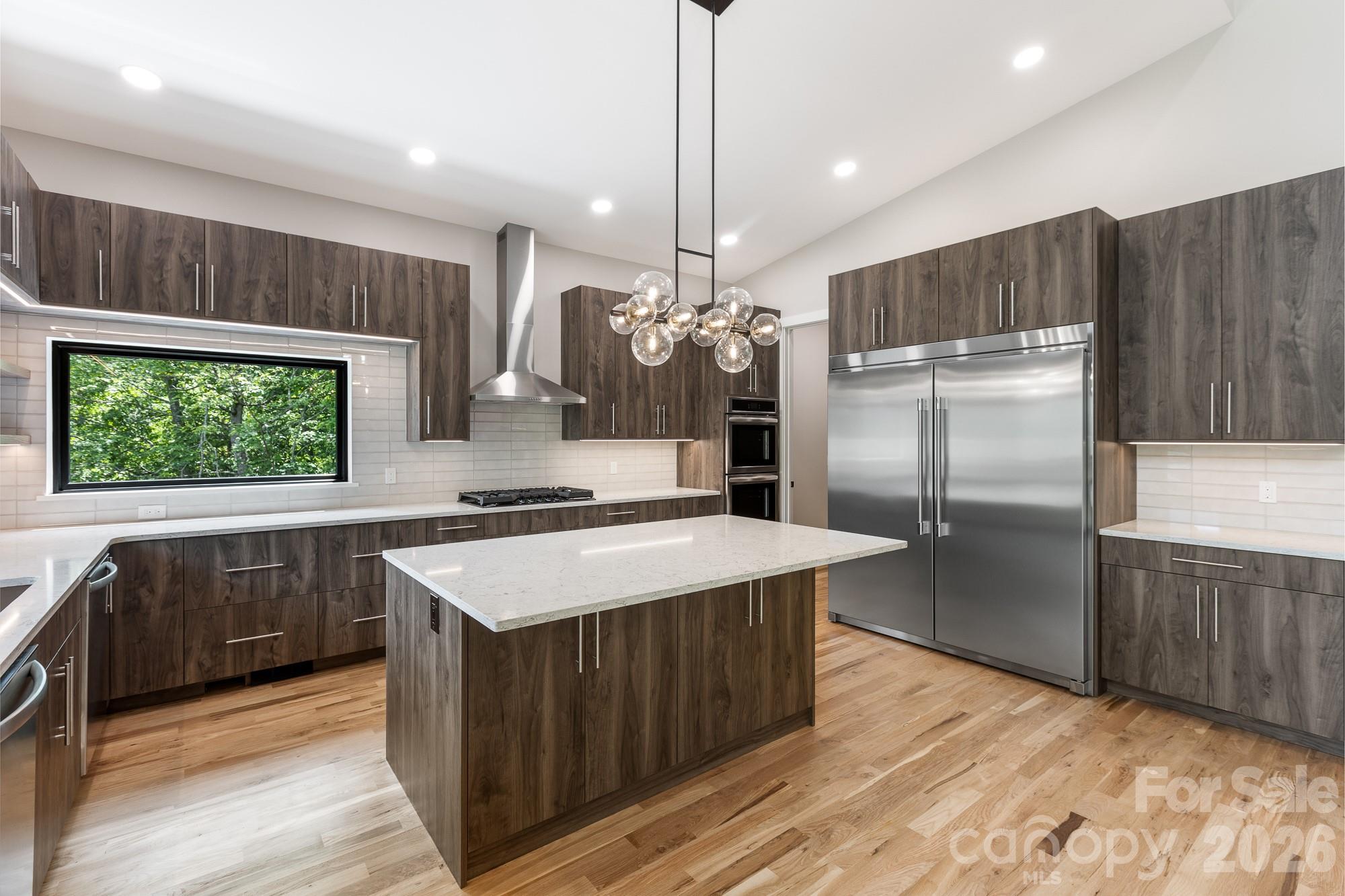 60 King Horn Ridge — Waynesville