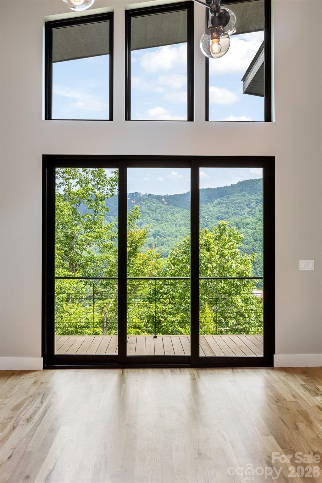 60 King Horn Ridge — Waynesville