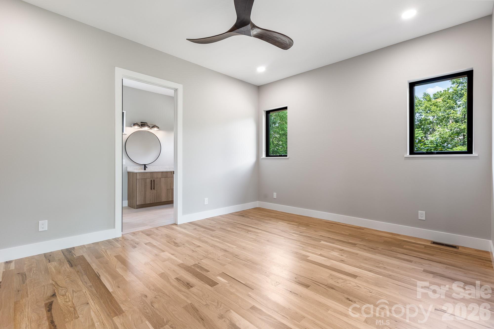 60 King Horn Ridge — Waynesville
