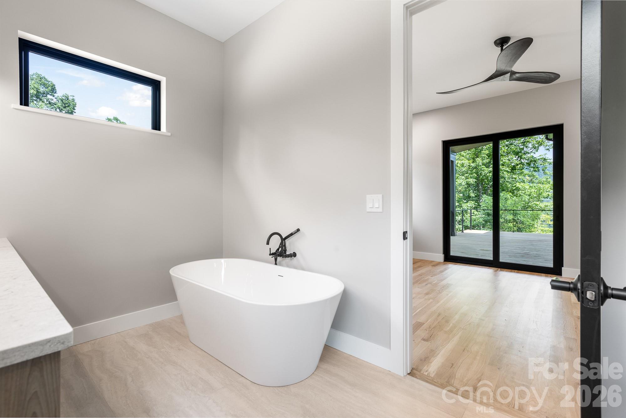 60 King Horn Ridge — Waynesville