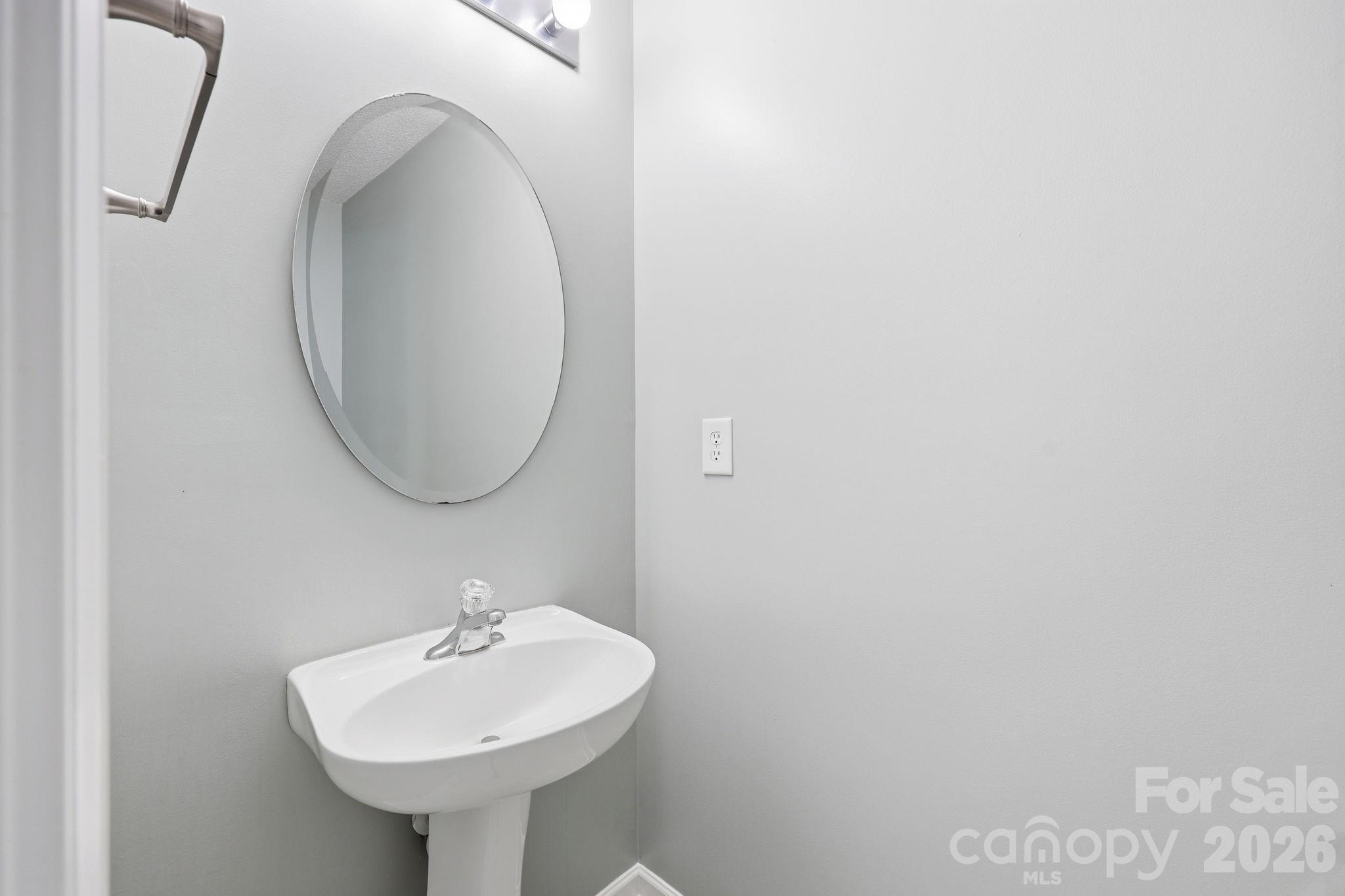 12368 Hennigan Place Lane — Charlotte