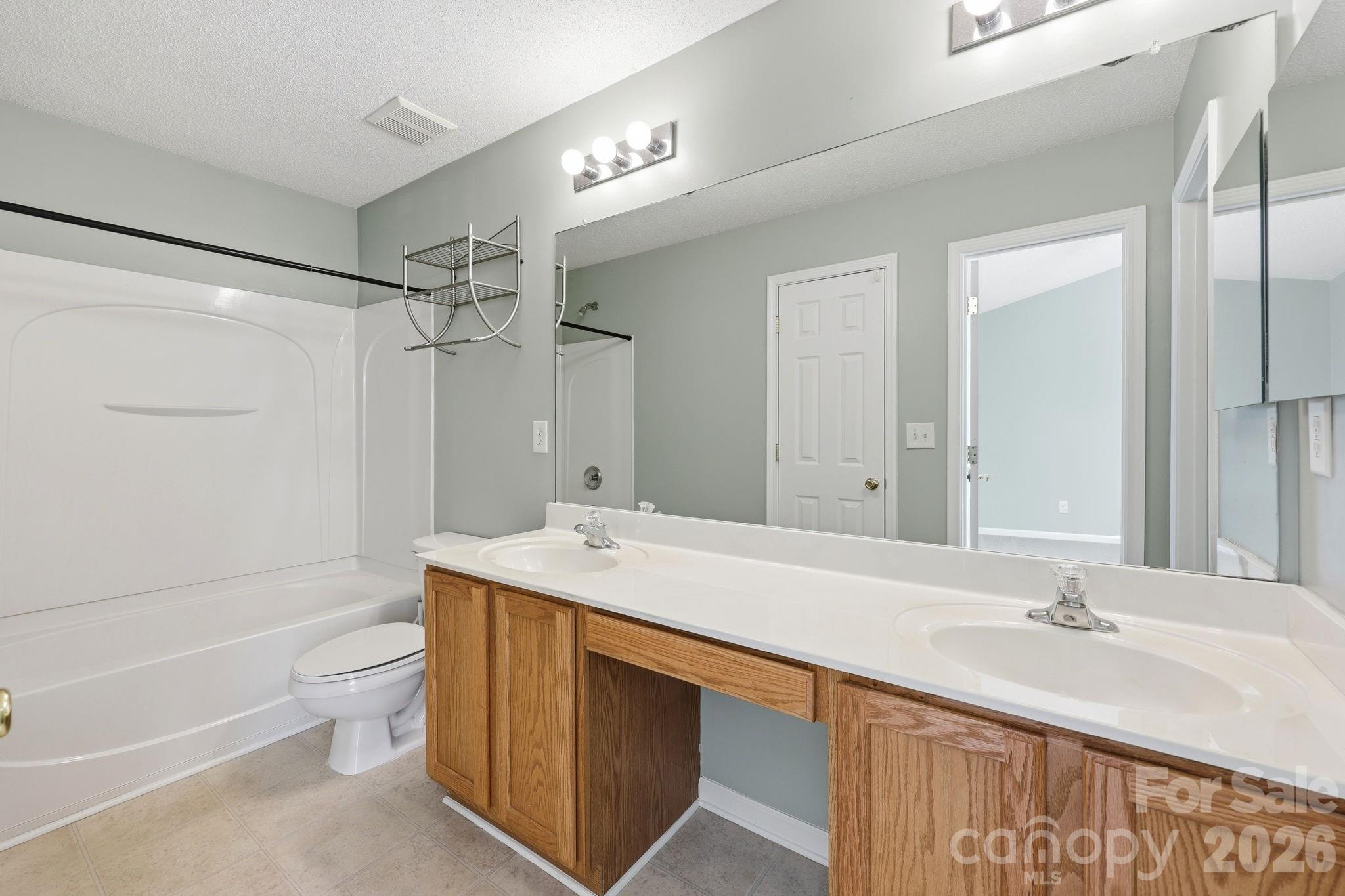 12368 Hennigan Place Lane — Charlotte