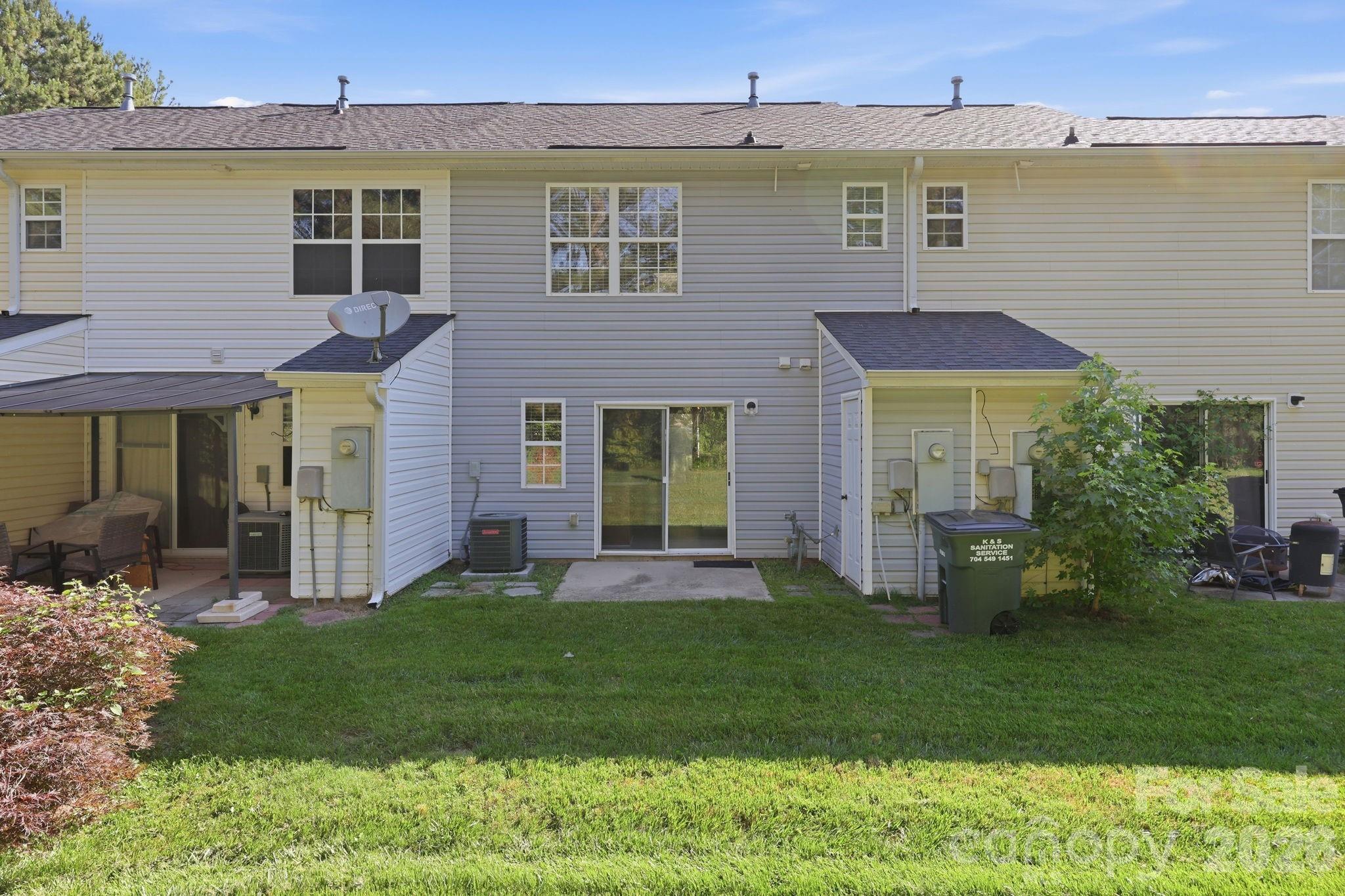 12368 Hennigan Place Lane — Charlotte