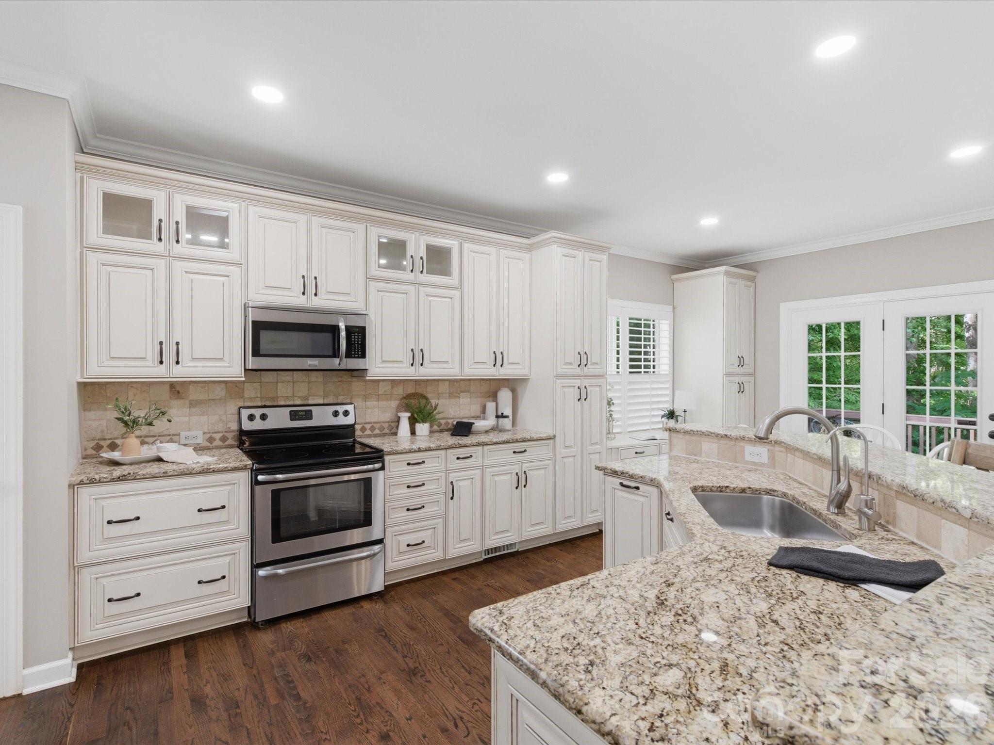 1317 Golden Ridge Road — Clover