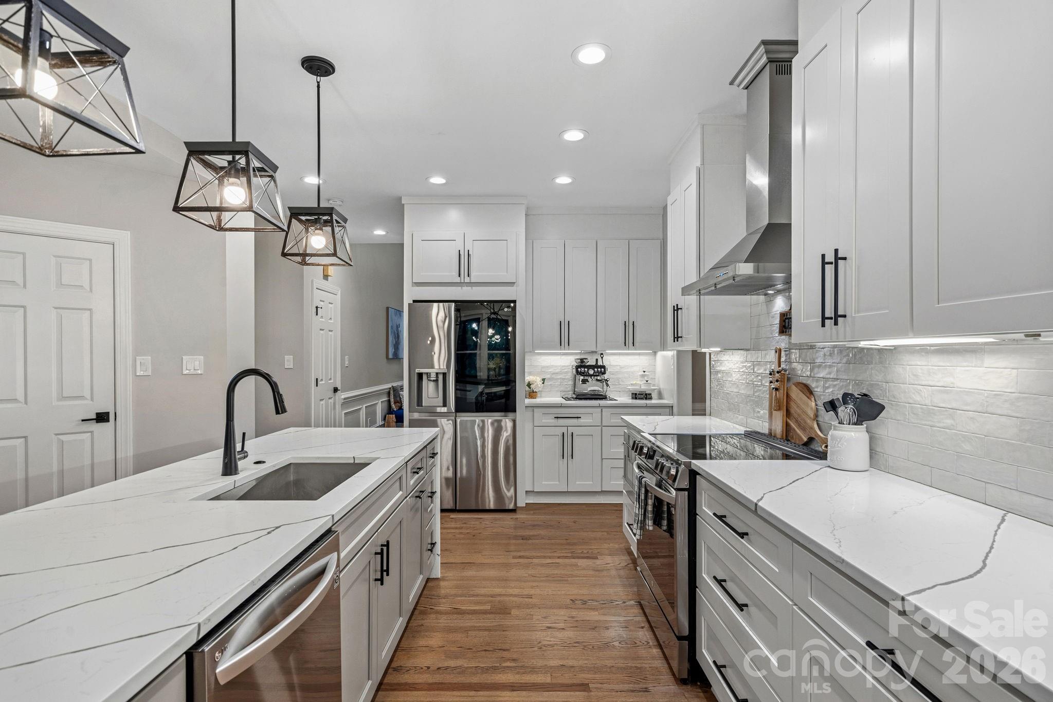 5634 Camelot Drive — Charlotte