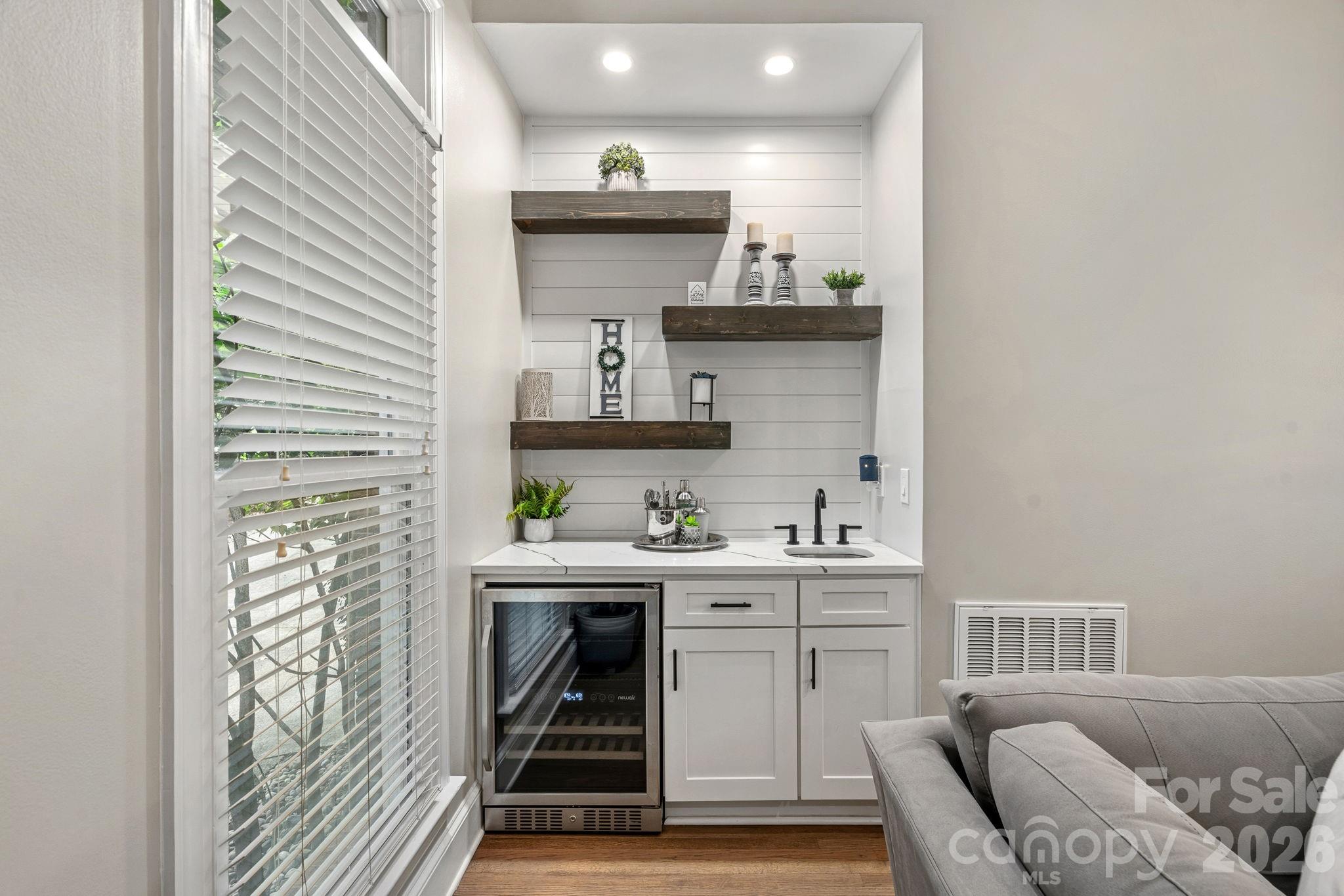 5634 Camelot Drive — Charlotte