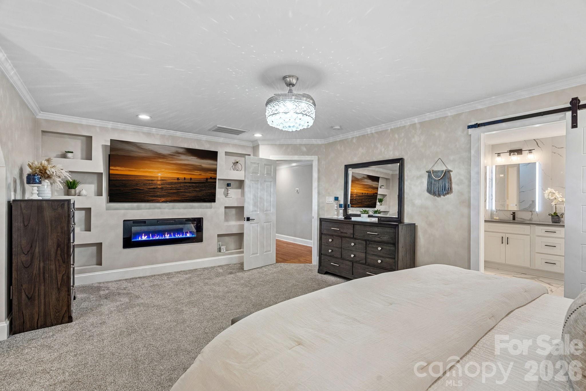 5634 Camelot Drive — Charlotte