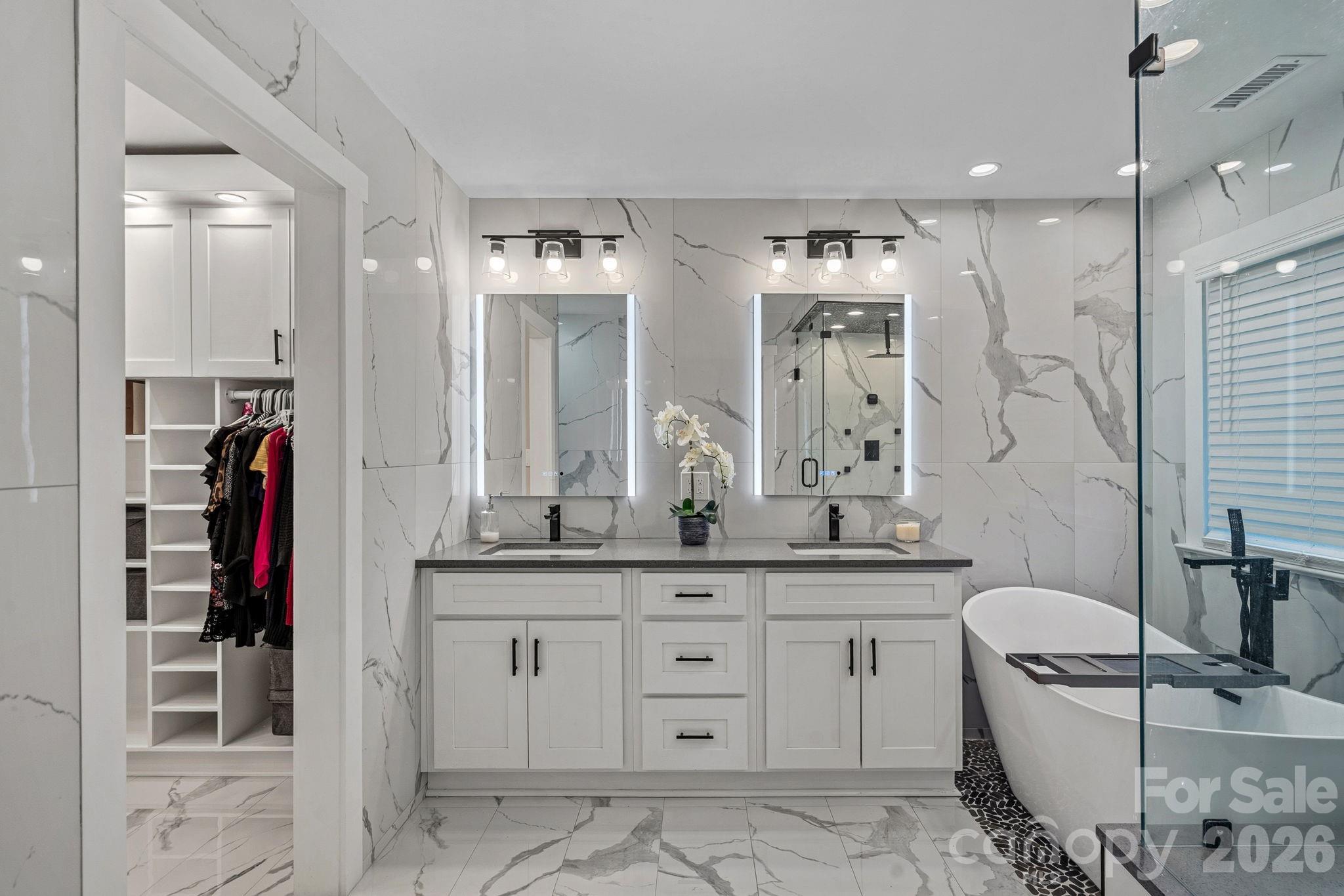 5634 Camelot Drive — Charlotte