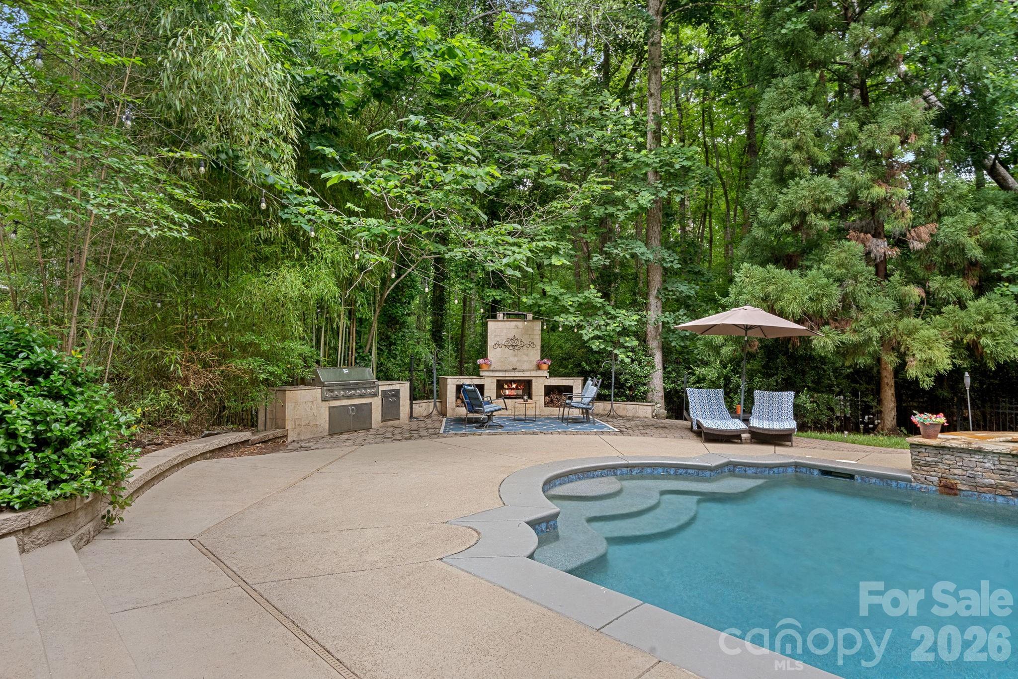 5634 Camelot Drive — Charlotte