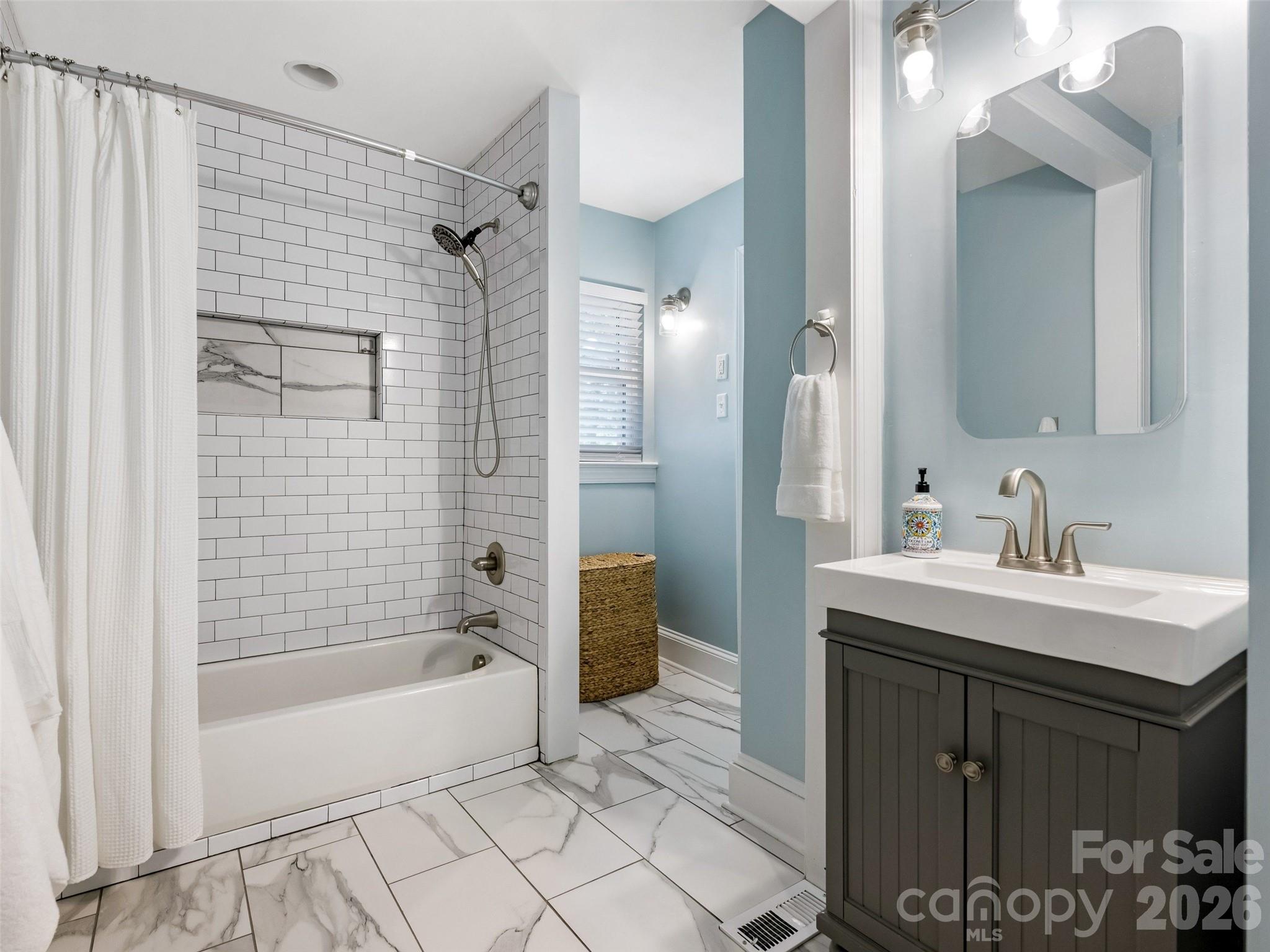 2508 Hilliard Drive — Charlotte