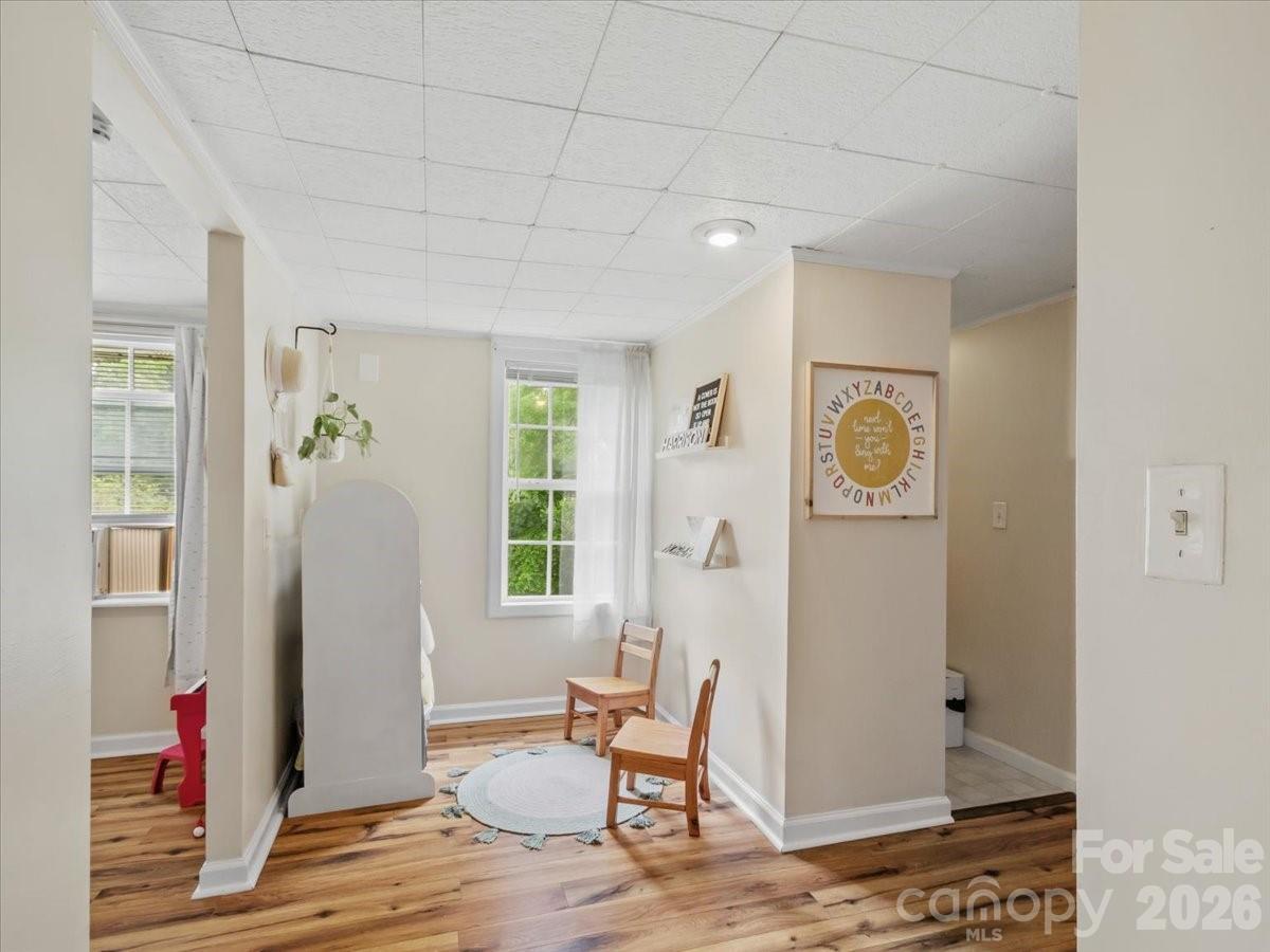 140 Locust Grove Road — Weaverville