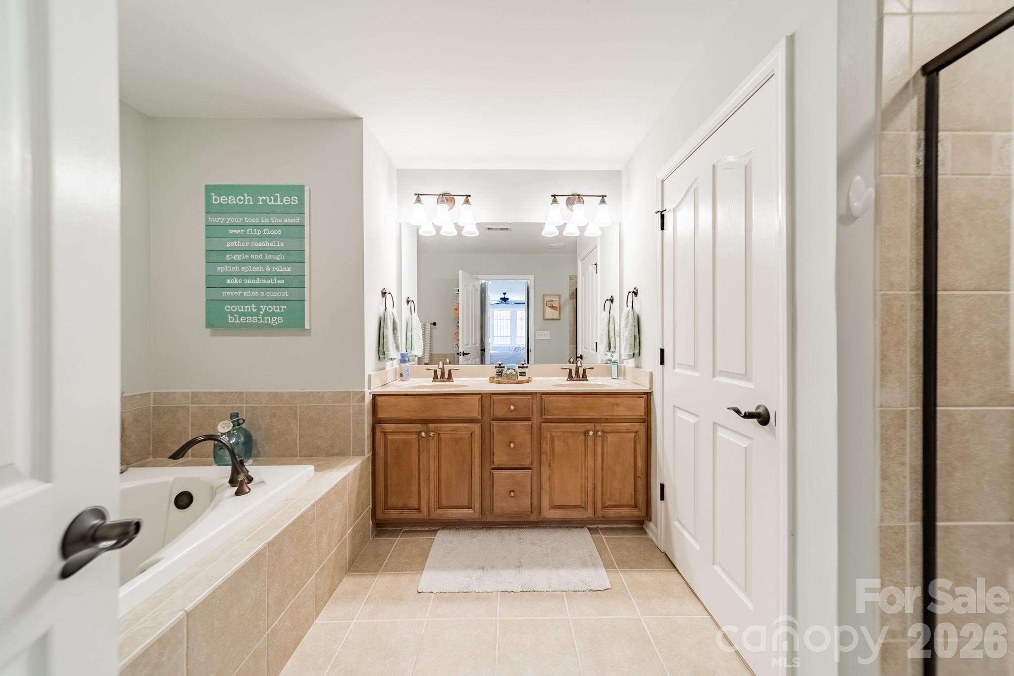 1064 Silver Gull Drive — Tega Cay