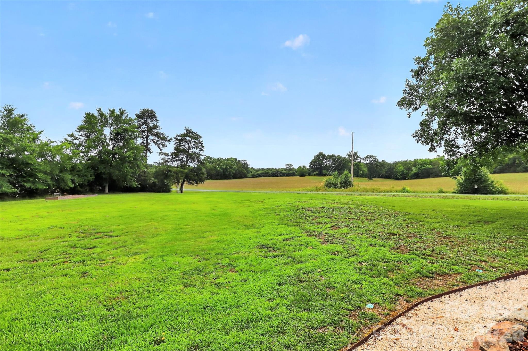 6720 County Line Road — Mount Pleasant