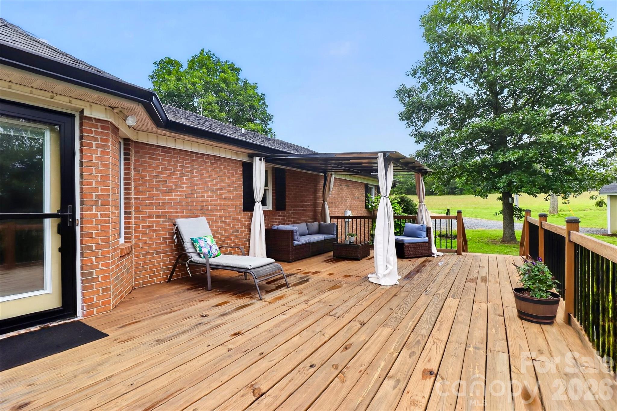 6720 County Line Road — Mount Pleasant