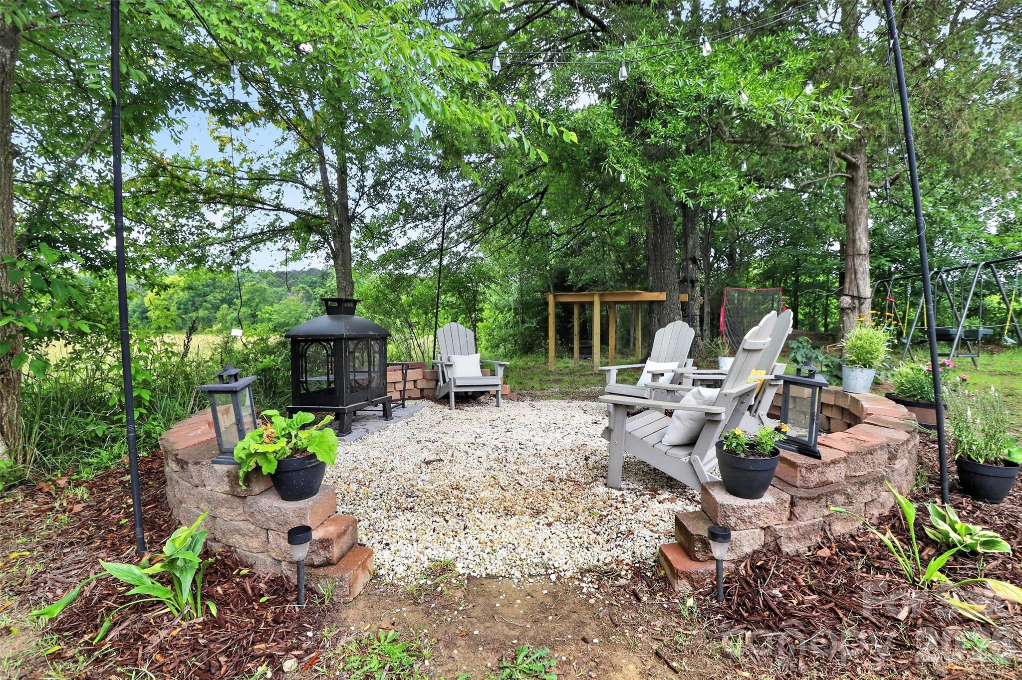 6720 County Line Road — Mount Pleasant