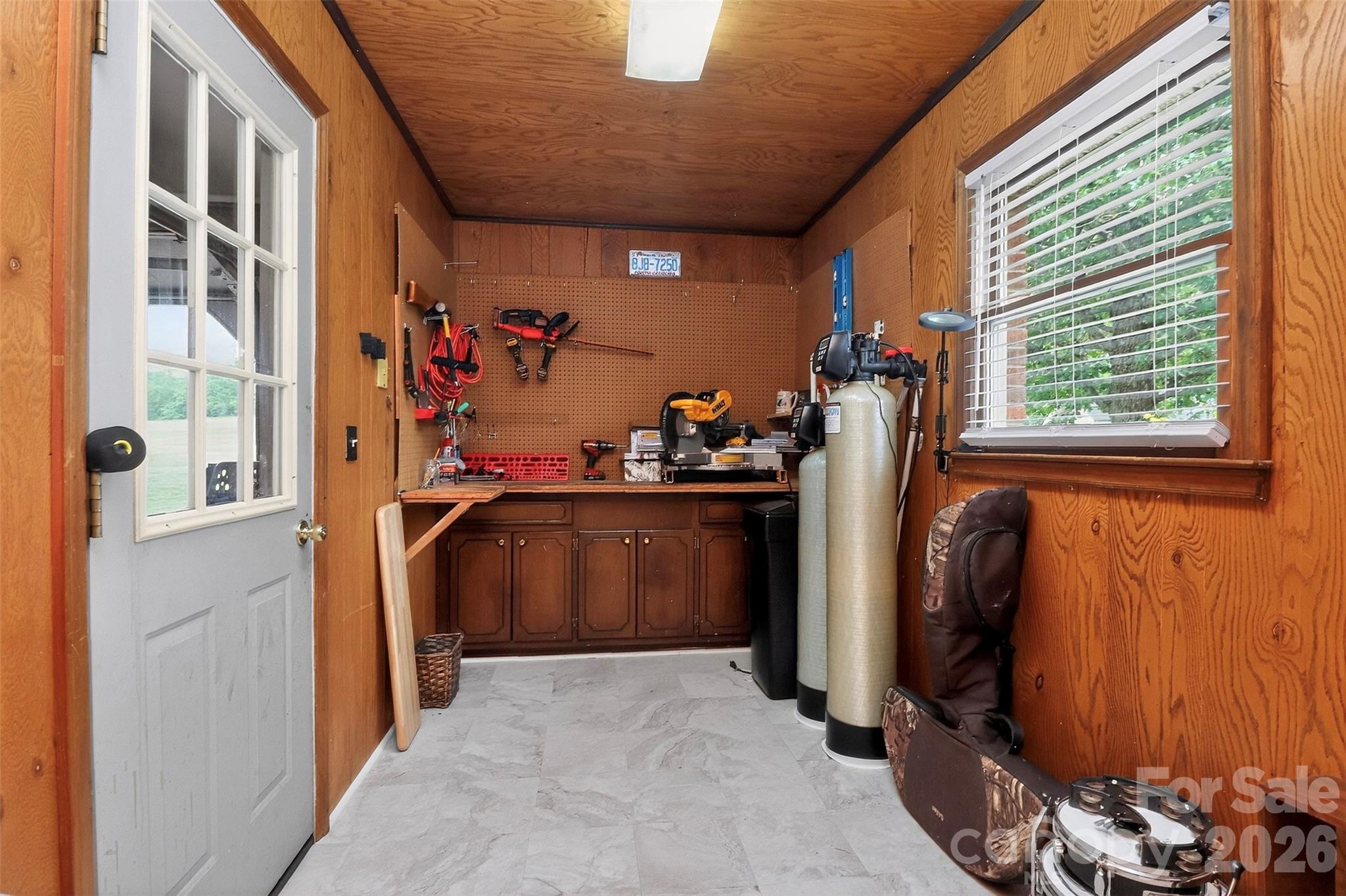 6720 County Line Road — Mount Pleasant