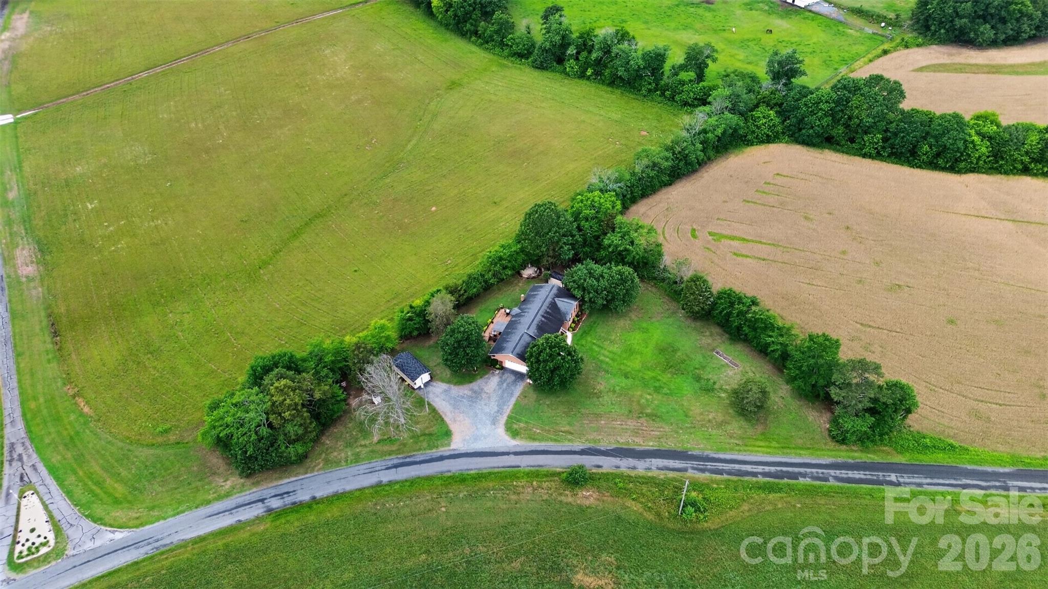 6720 County Line Road — Mount Pleasant