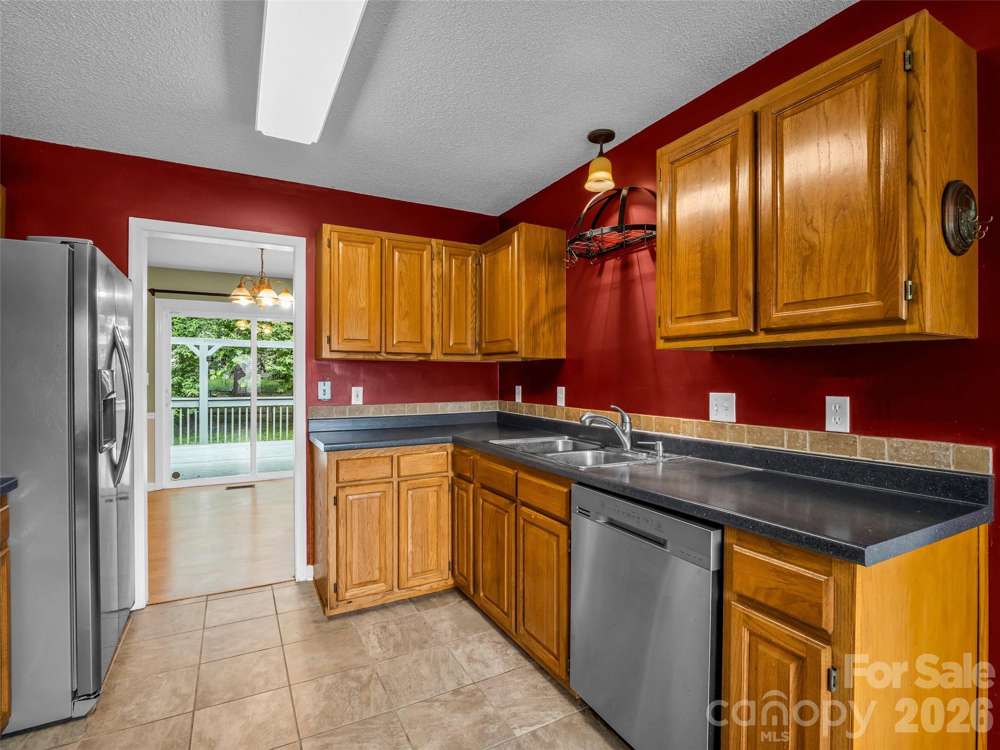 606 Woodberry Court — Fletcher