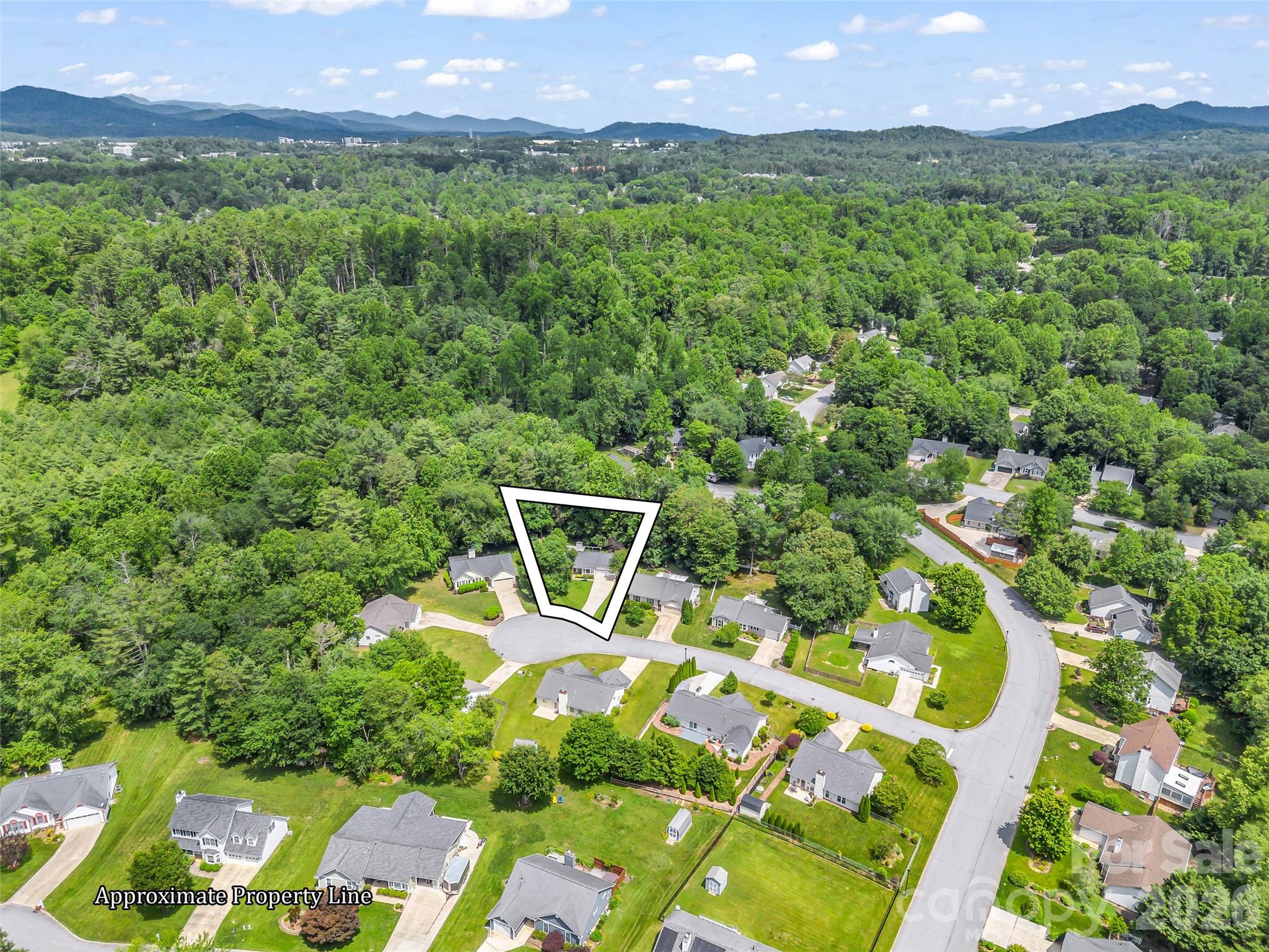 606 Woodberry Court — Fletcher