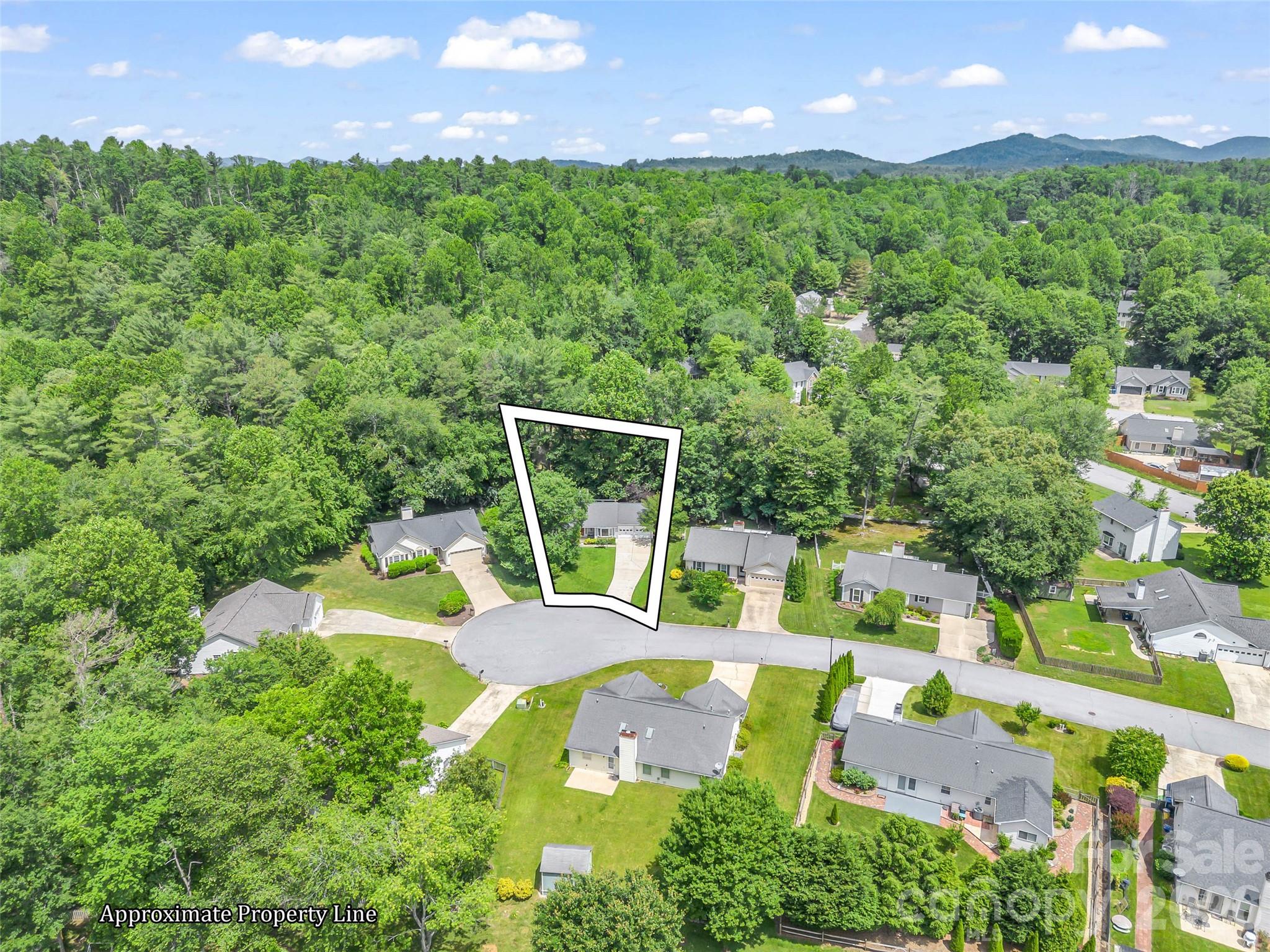 606 Woodberry Court — Fletcher